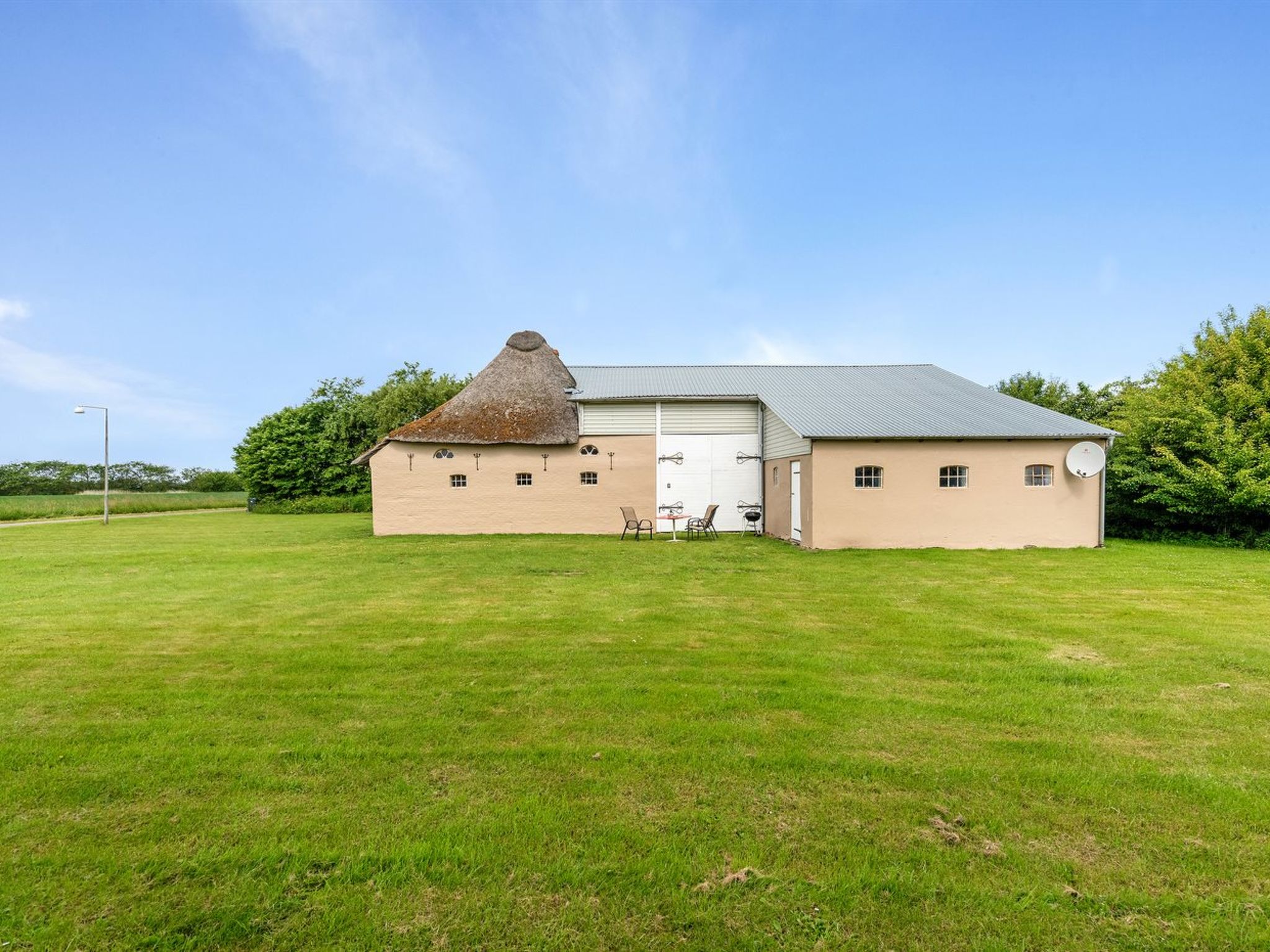 "Thorarin" - 25km from the sea-Buiten