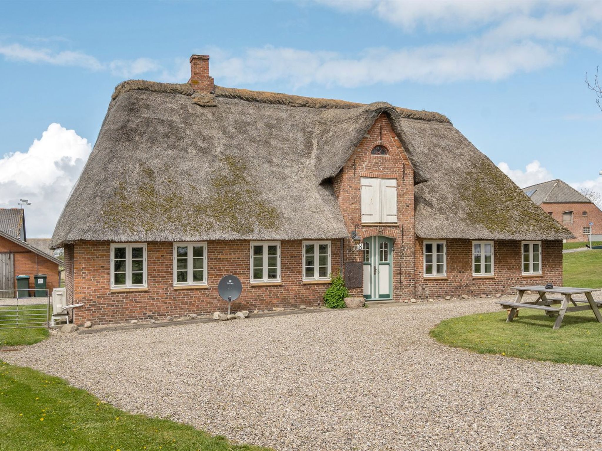 "Inda" - 10km from the sea - Buiten