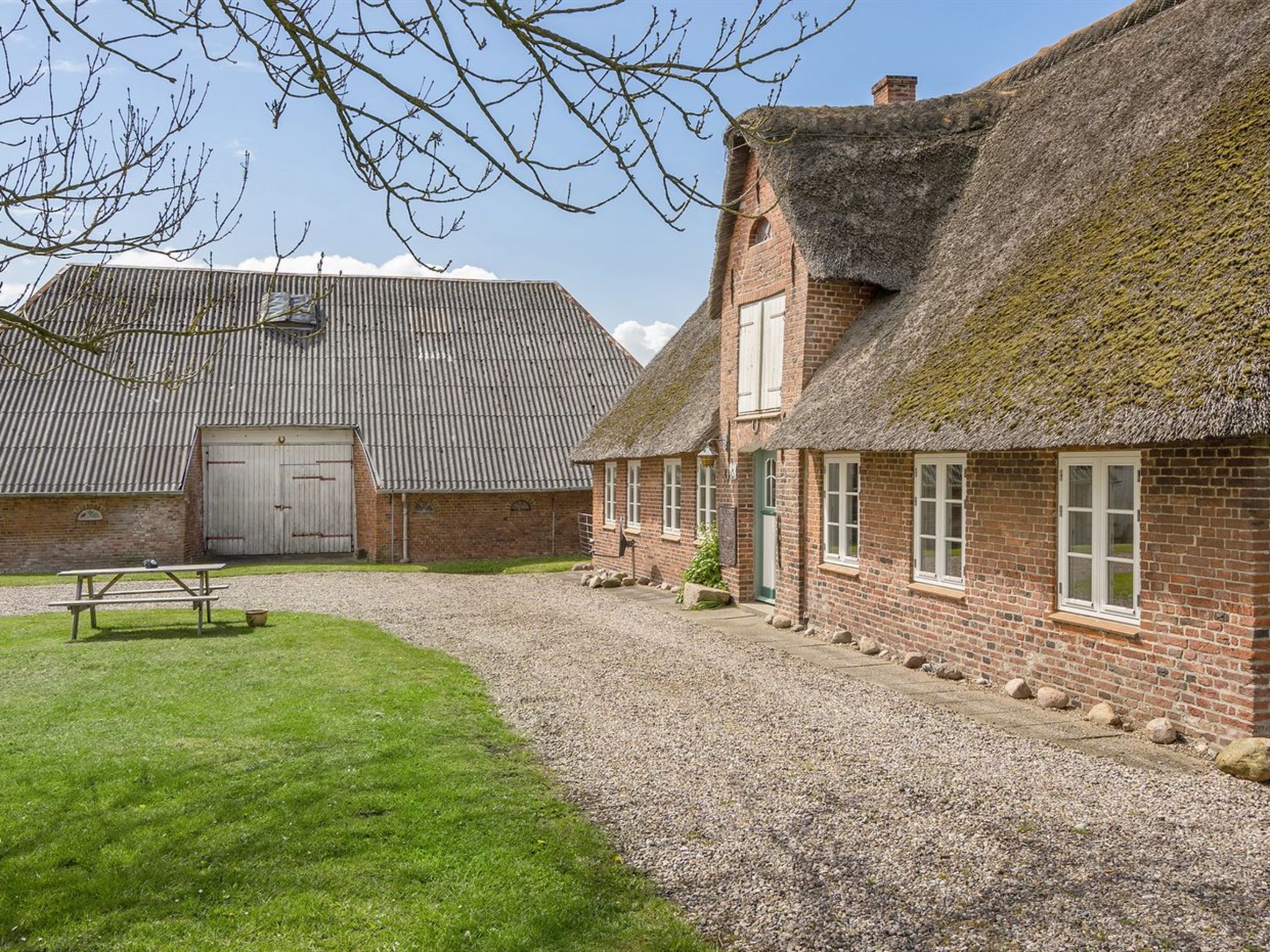 "Inda" - 10km from the sea - Buiten