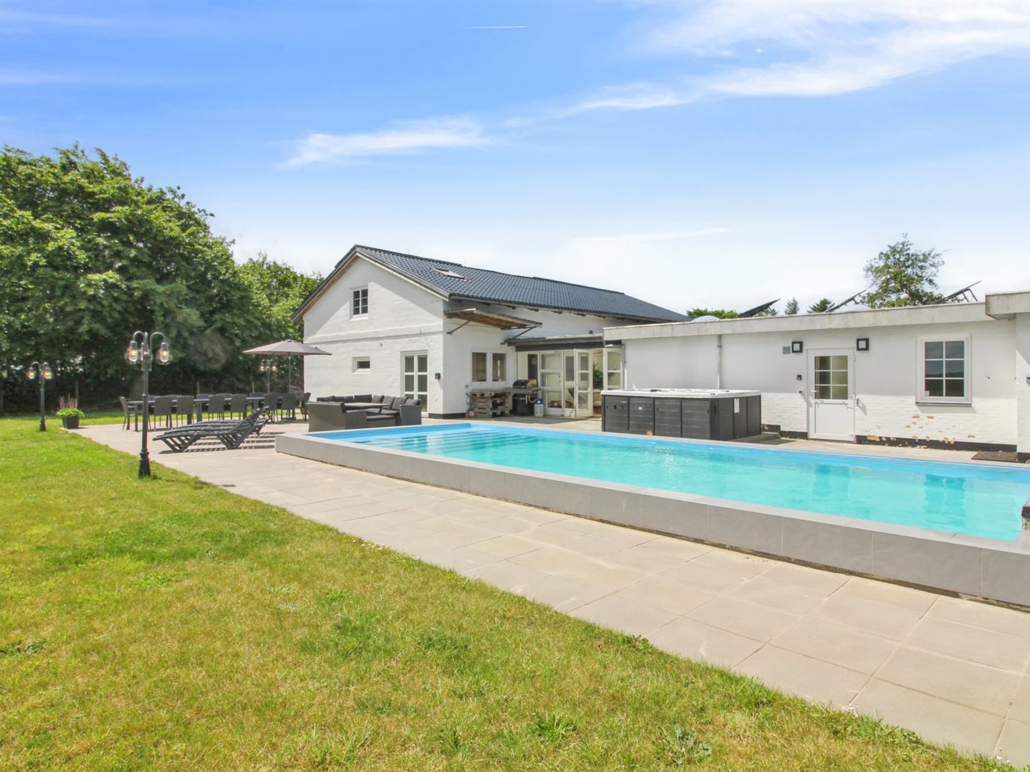 "Melin" - 7km from the sea - Buiten