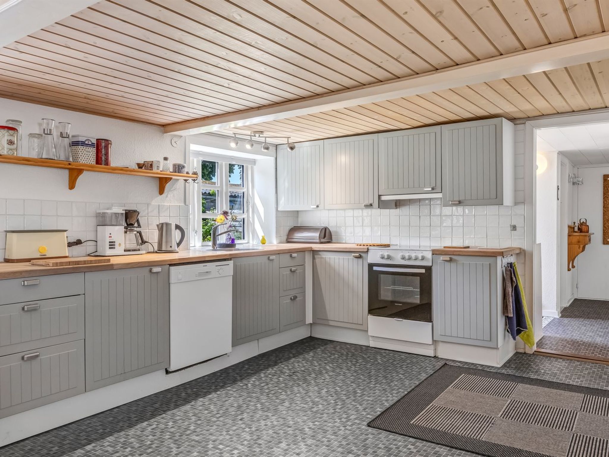 "Spase" - 23km from the sea-Inside