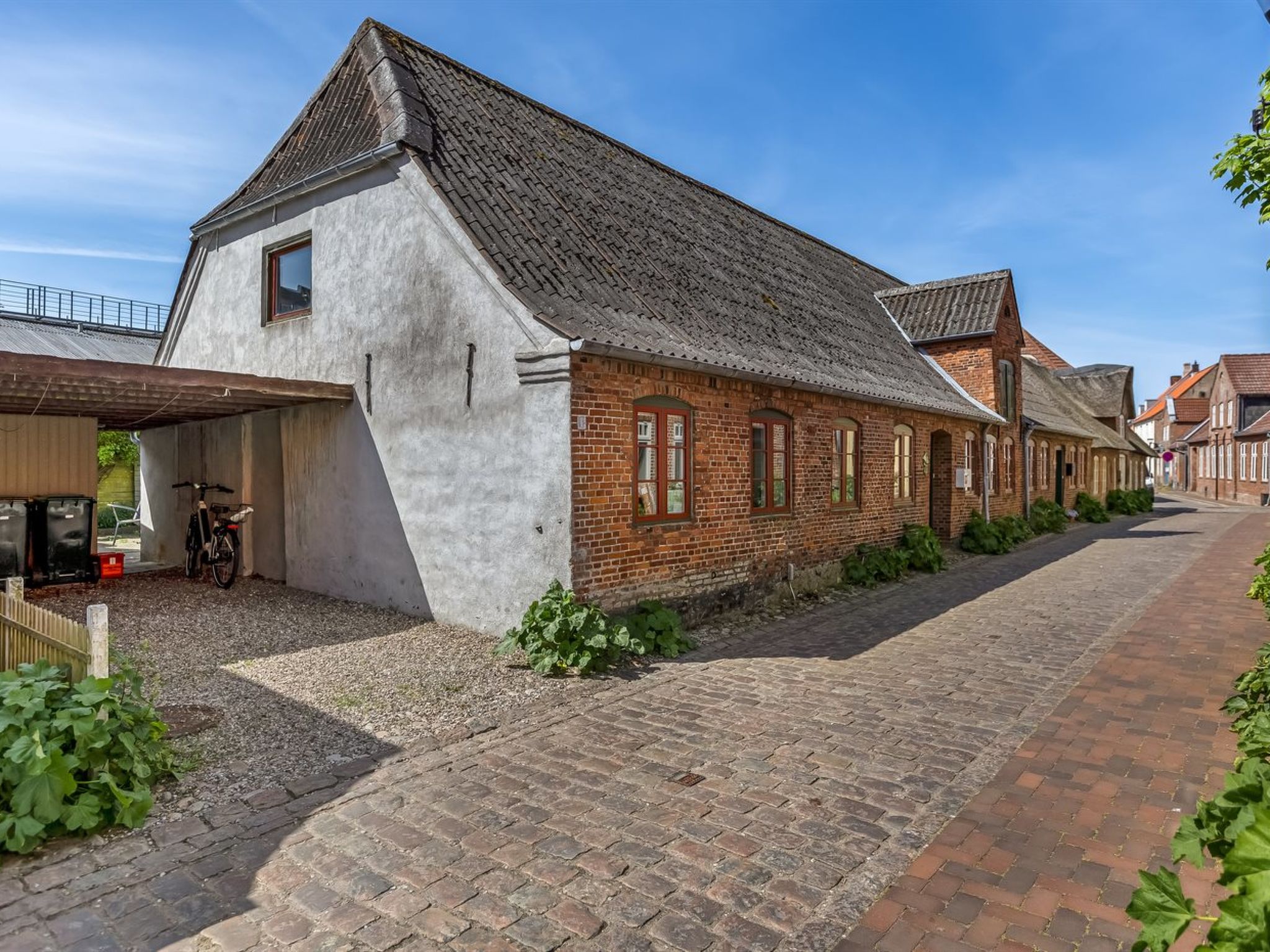 "Spase" - 23km from the sea-Outside