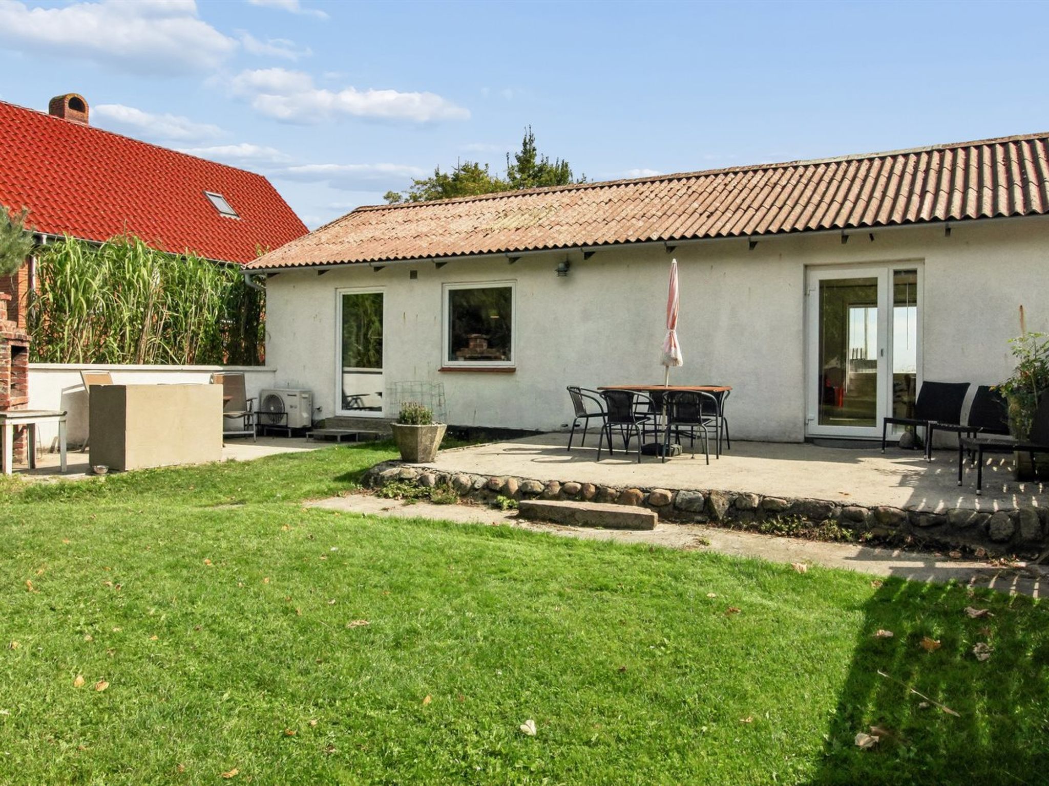 "Tessa" - 19km from the sea