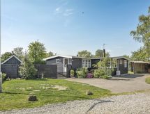 Tyyni: Sfeervol vakantiehuis op 75 meter van zee in Zuidoost-Jutland - thumbnail 1