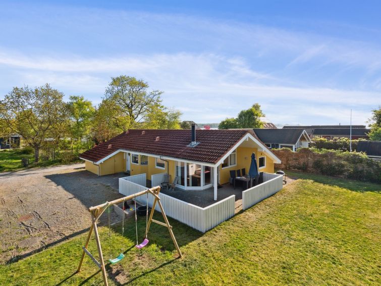 Aan zee gelegen vakantiehuis in Broager met sauna in Broager