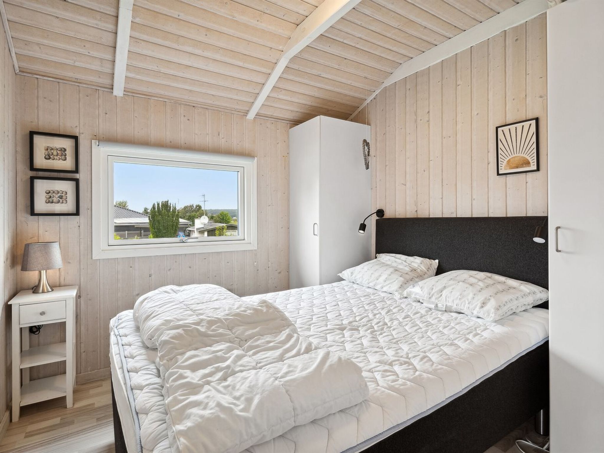 "Hjalmsvider" - 300m from the sea - Binnen