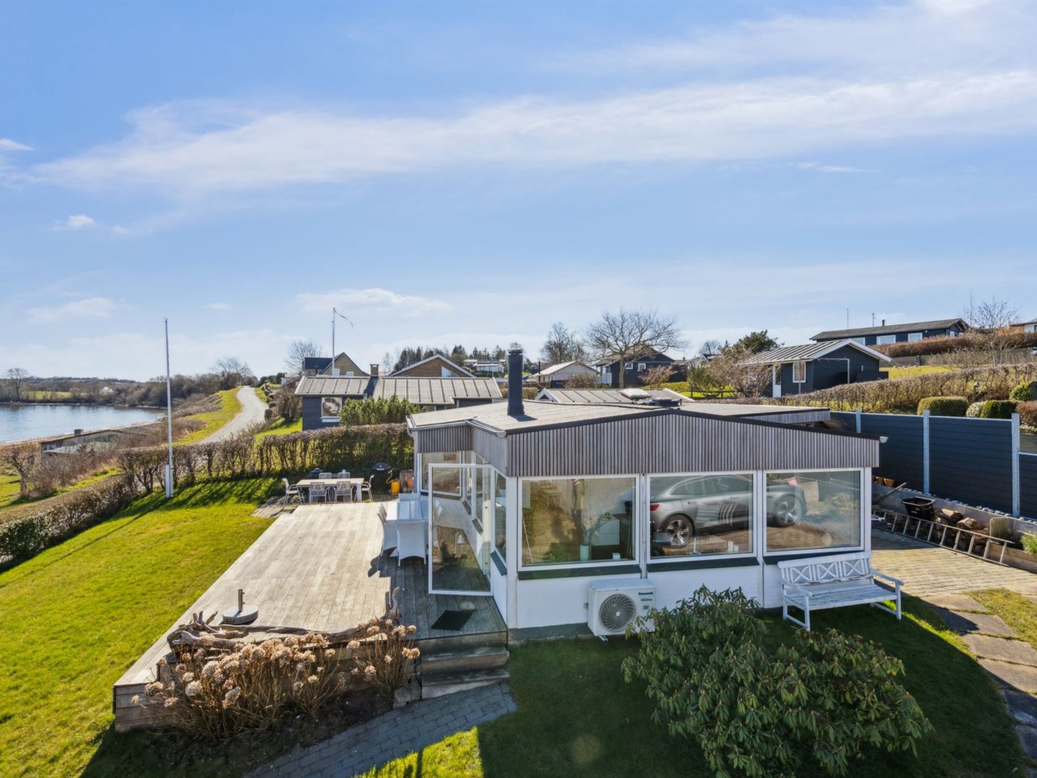 "Solbritt" - 30m from the sea - Buiten