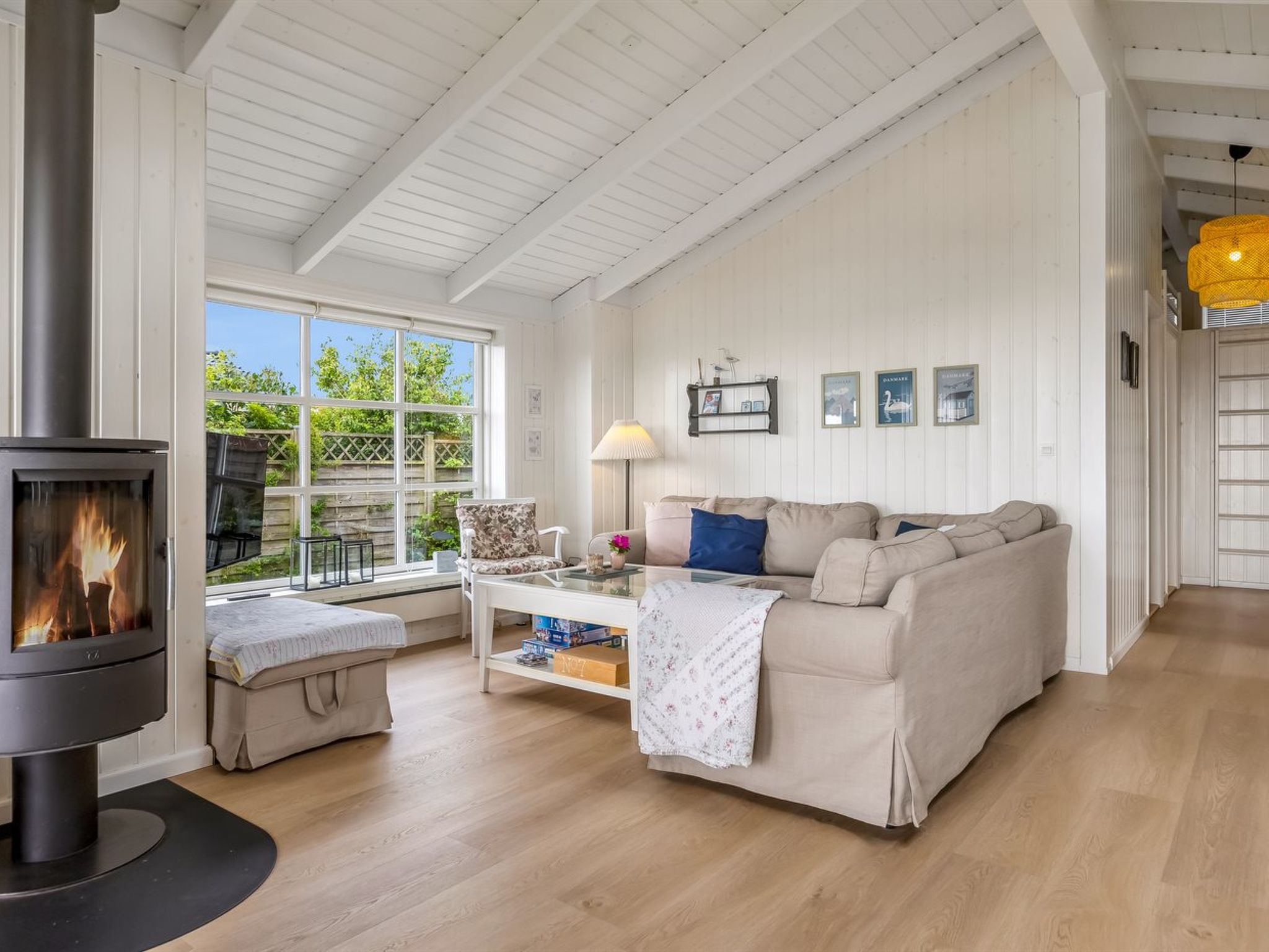 "Withger" - 20m from the sea-Inside