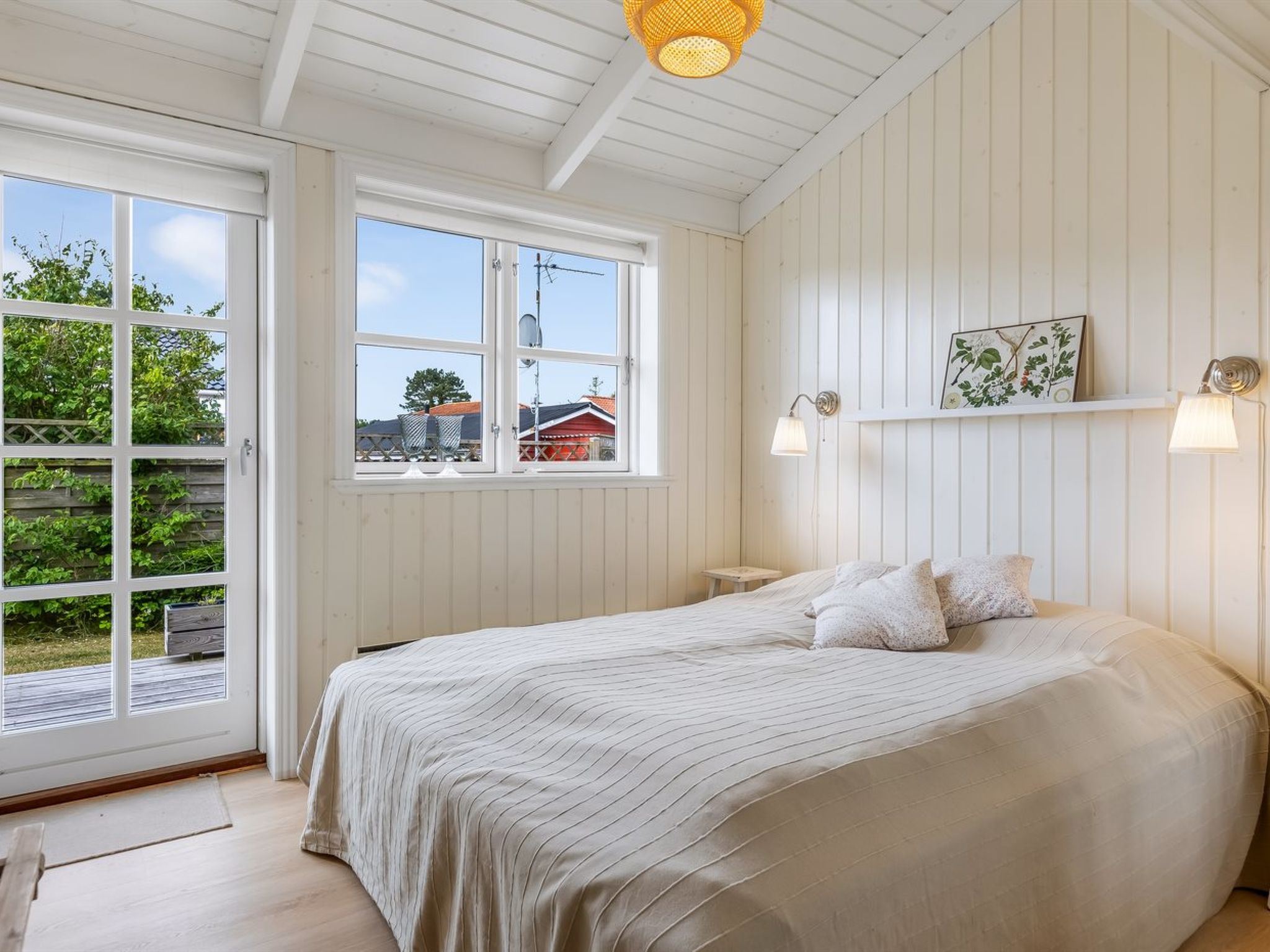 "Withger" - 20m from the sea-Inside