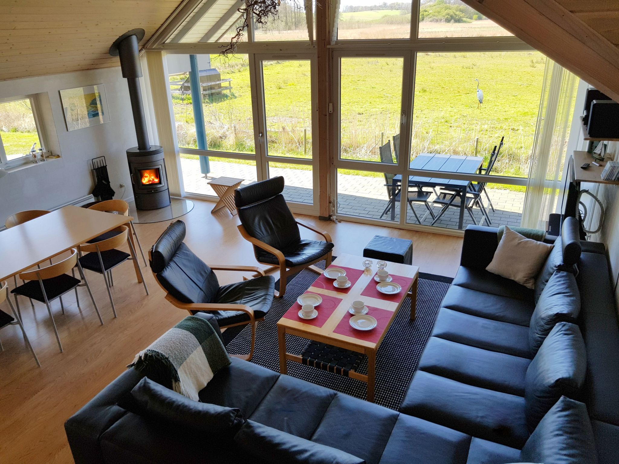 Modernes, geräumiges Haus mit großer Terrasse-Binnen