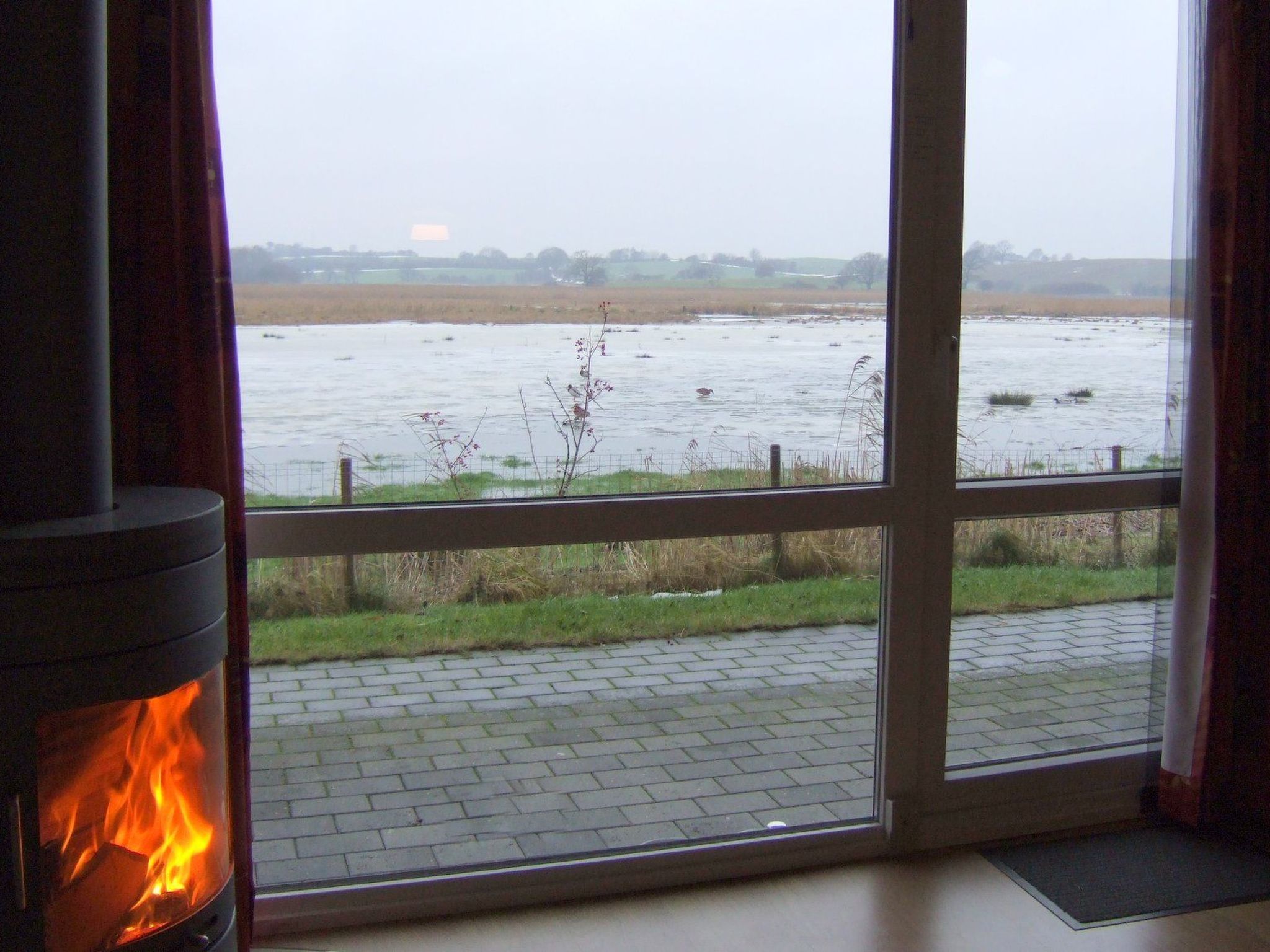 Modernes, geräumiges Haus mit großer Terrasse-Buiten