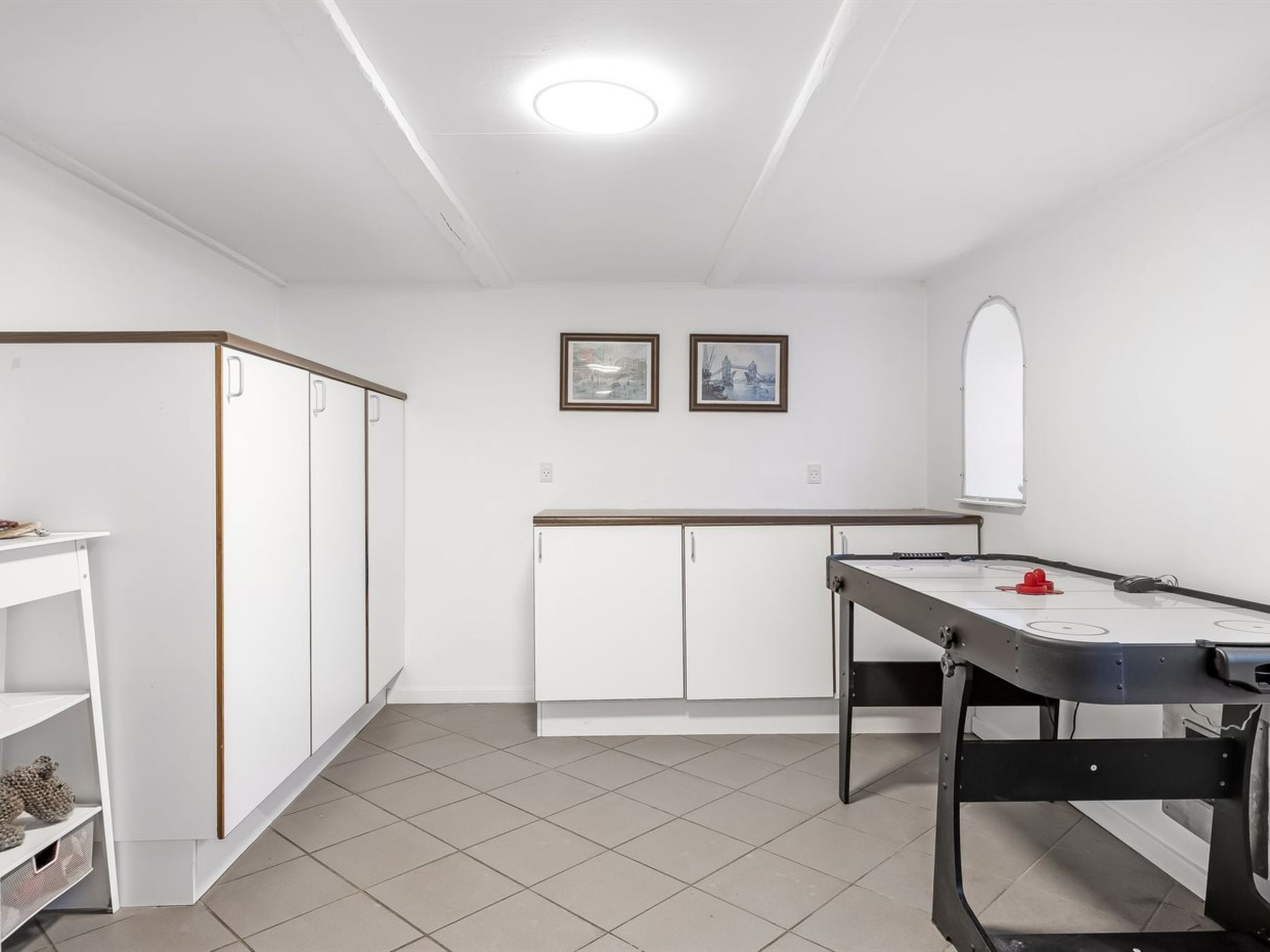 "Yorik" - 1.6km from the sea