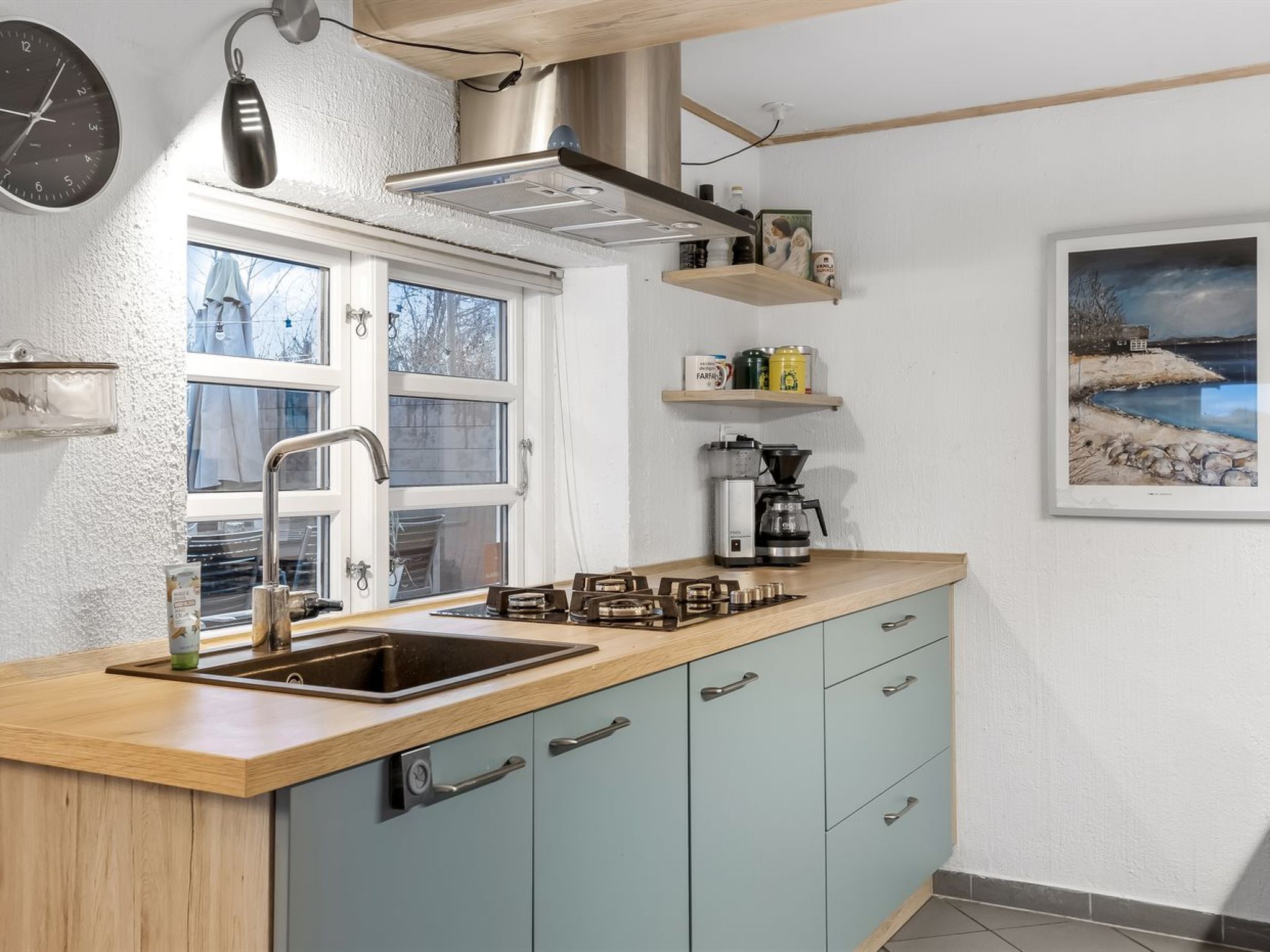 "Yorik" - 1.6km from the sea-Inside