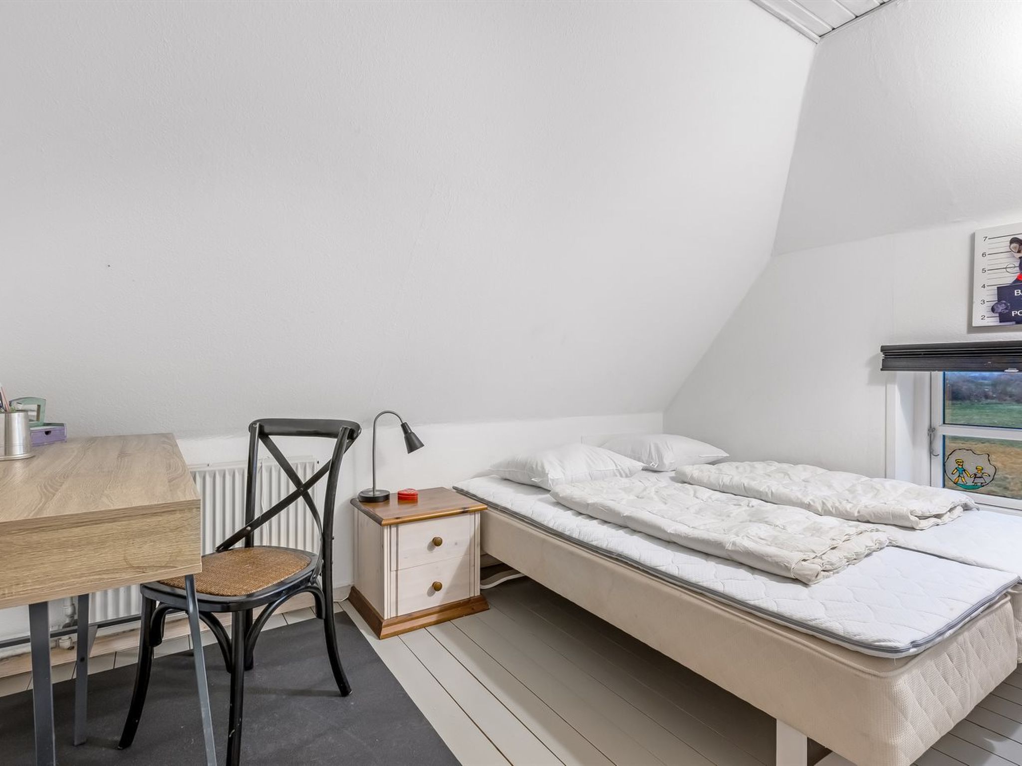 "Yorik" - 1.6km from the sea-Inside