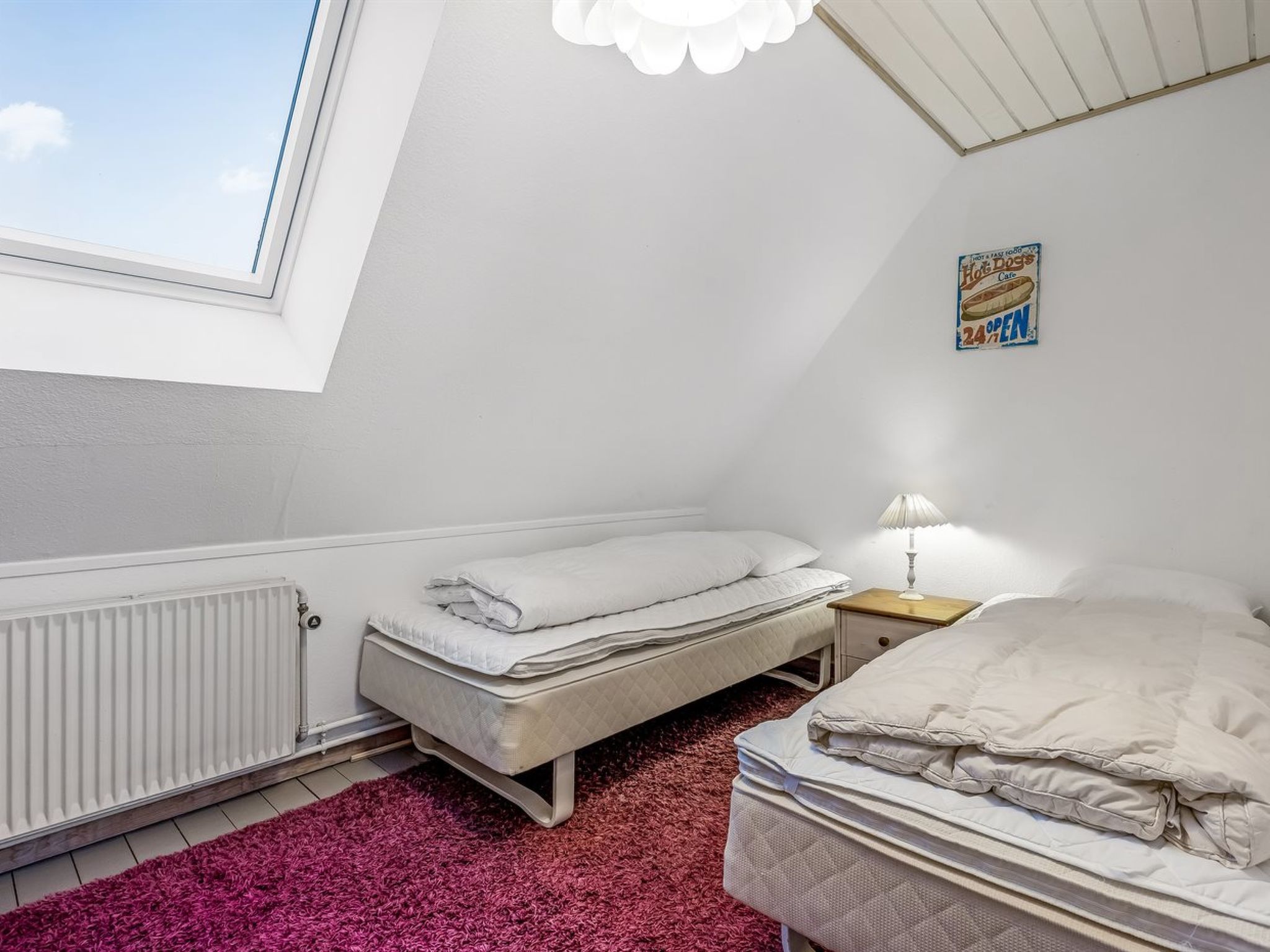 "Yorik" - 1.6km from the sea-Inside