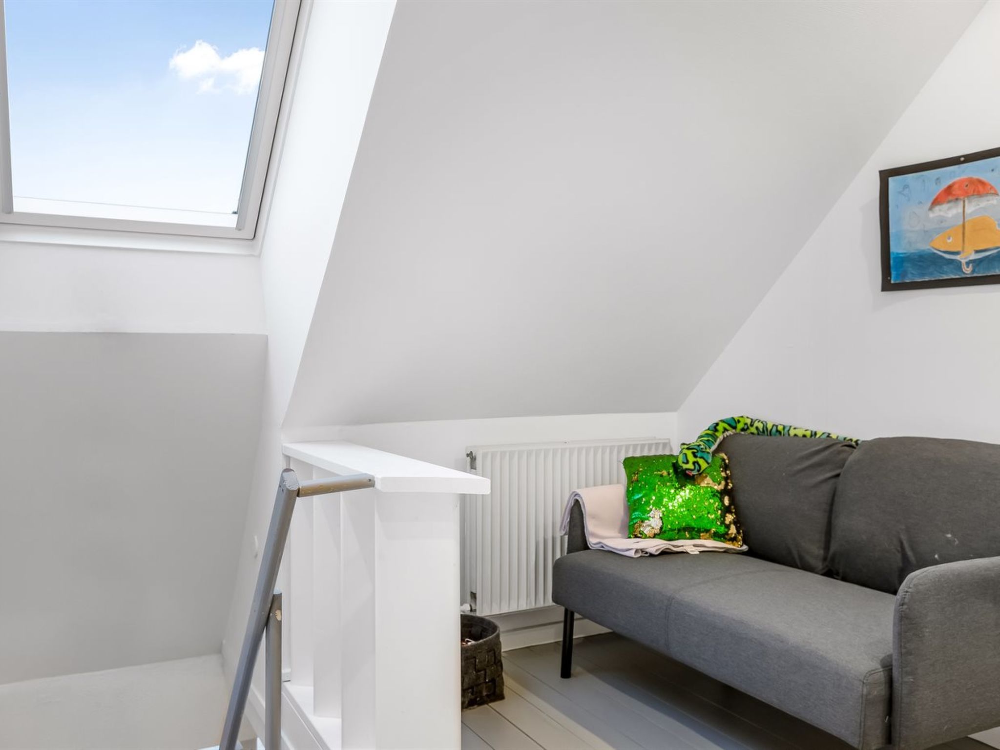 "Yorik" - 1.6km from the sea-Inside