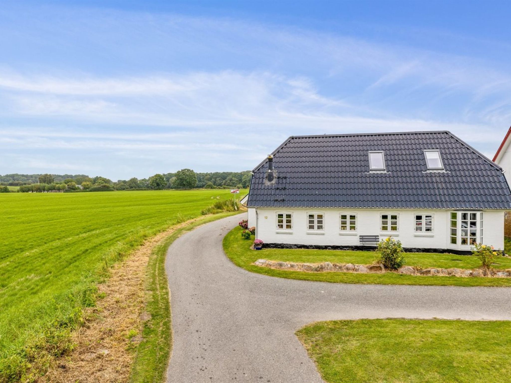 "Yorik" - 1.6km from the sea-Outside