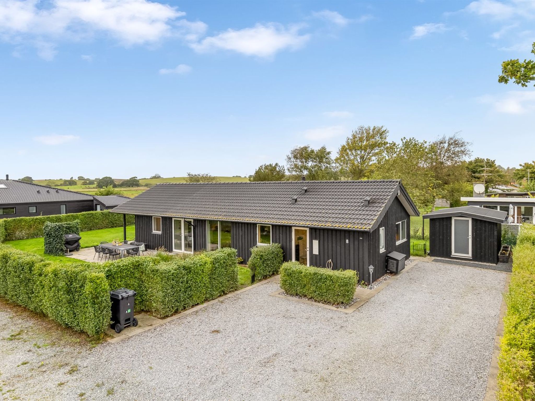 "Ellanor" - 100m from the sea
