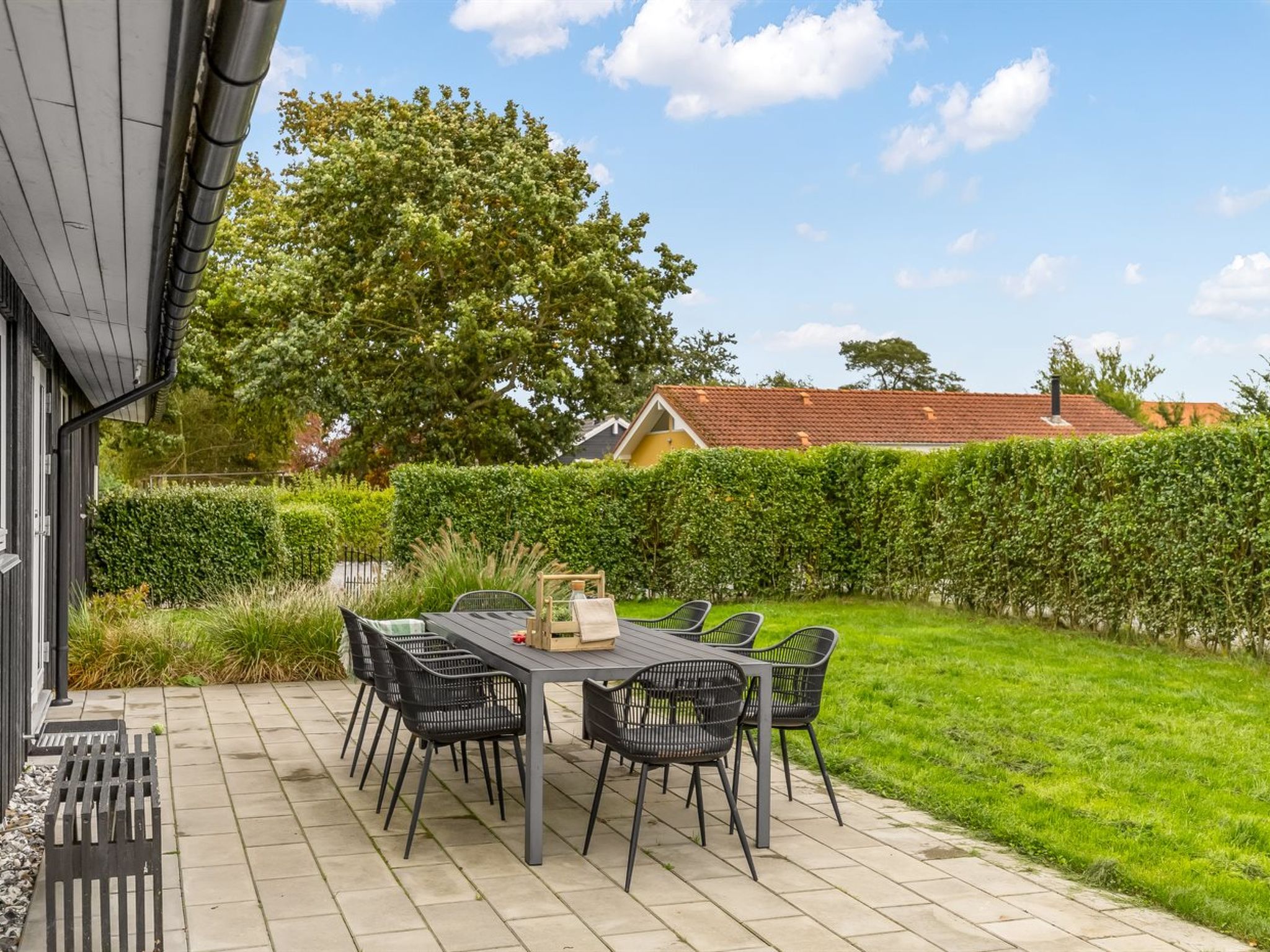 "Ellanor" - 100m from the sea - Buiten