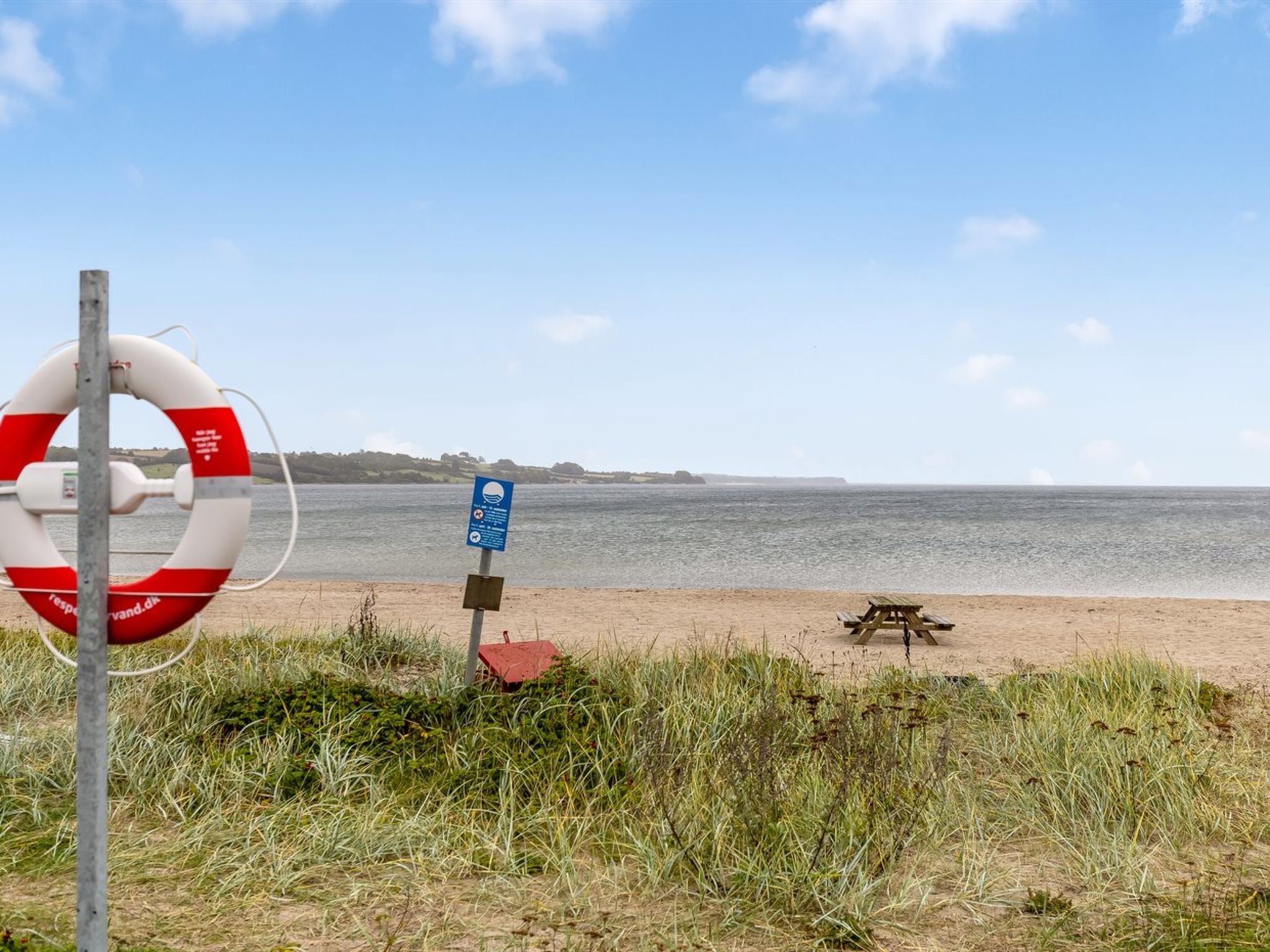 "Ellanor" - 100m from the sea - Buiten