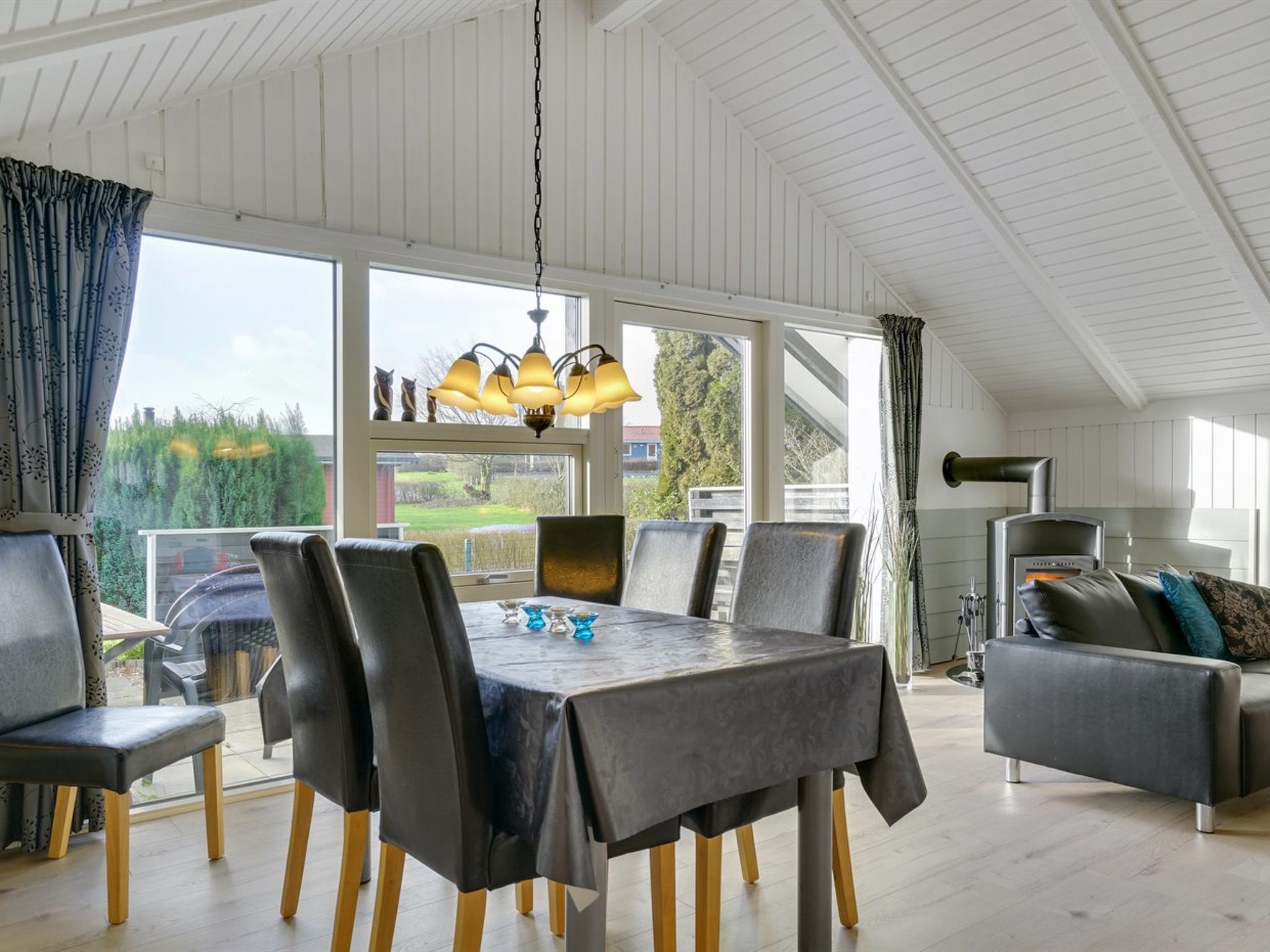 "Hortensia" - 350m from the sea - Binnen