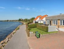 Vakantiehuis Palnir – Direct aan zee in Egernsund, 5 meter van het strand - thumbnail 5