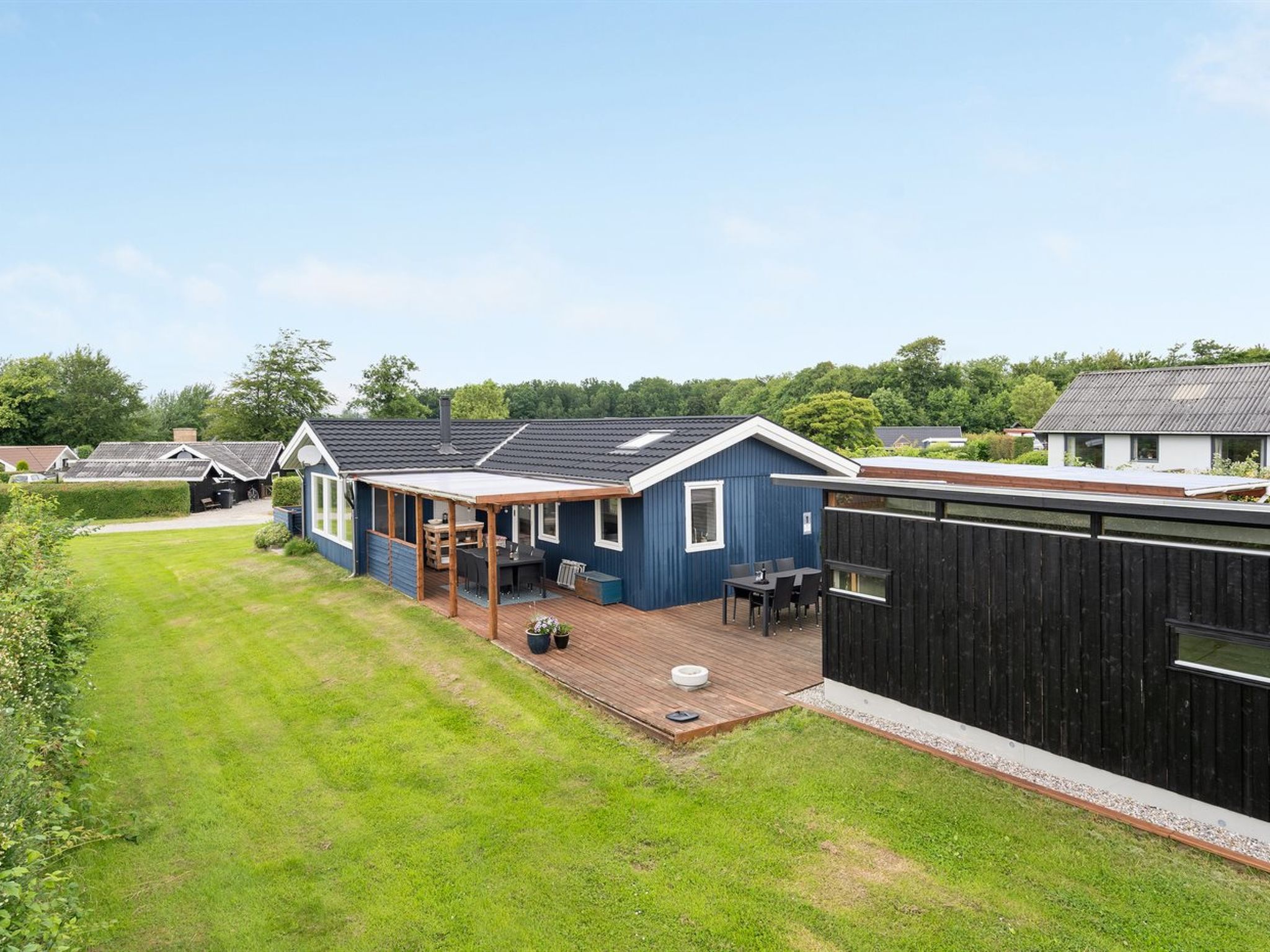 "Roar" - 500m from the sea - Buiten