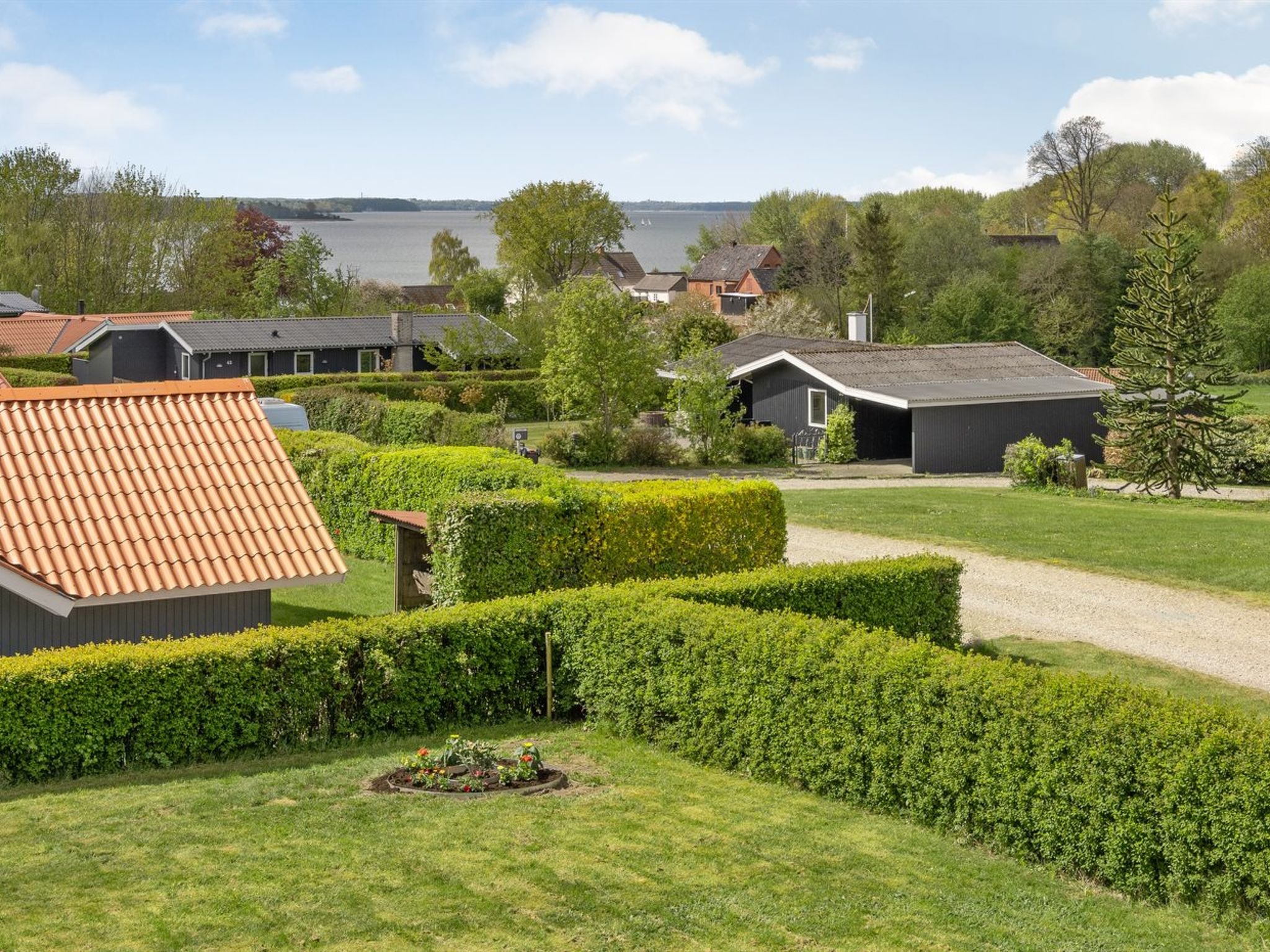"Guldborg" - 400m to the fjord-Buiten