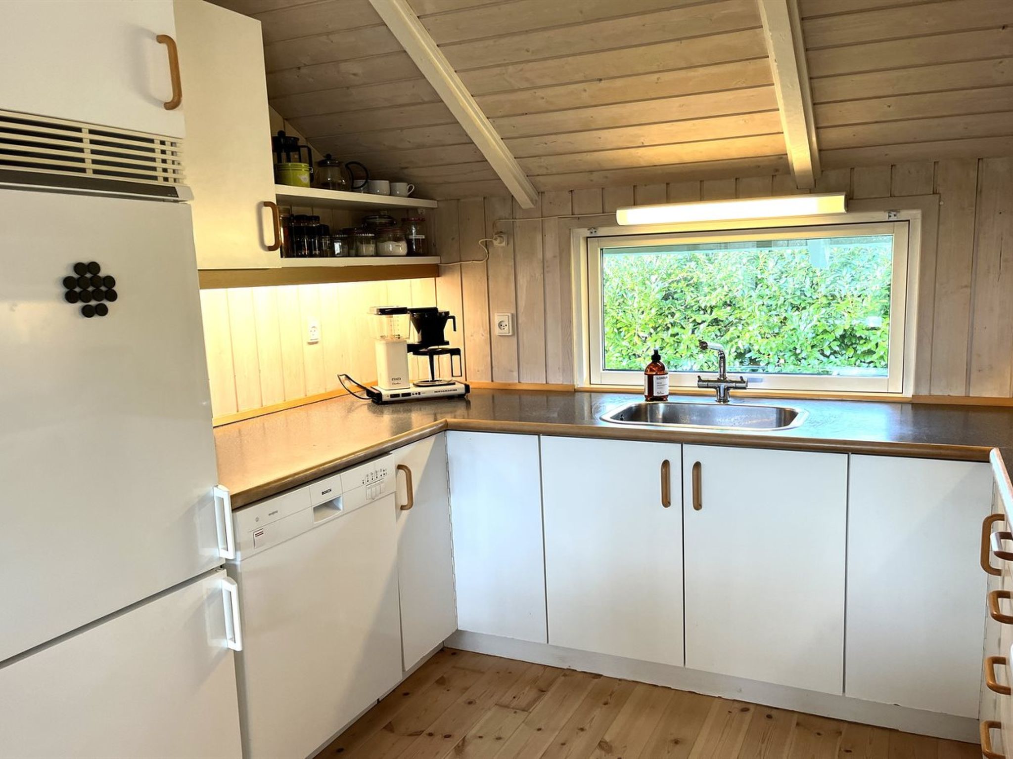 "Esther" - 500m from the sea-Drinnen