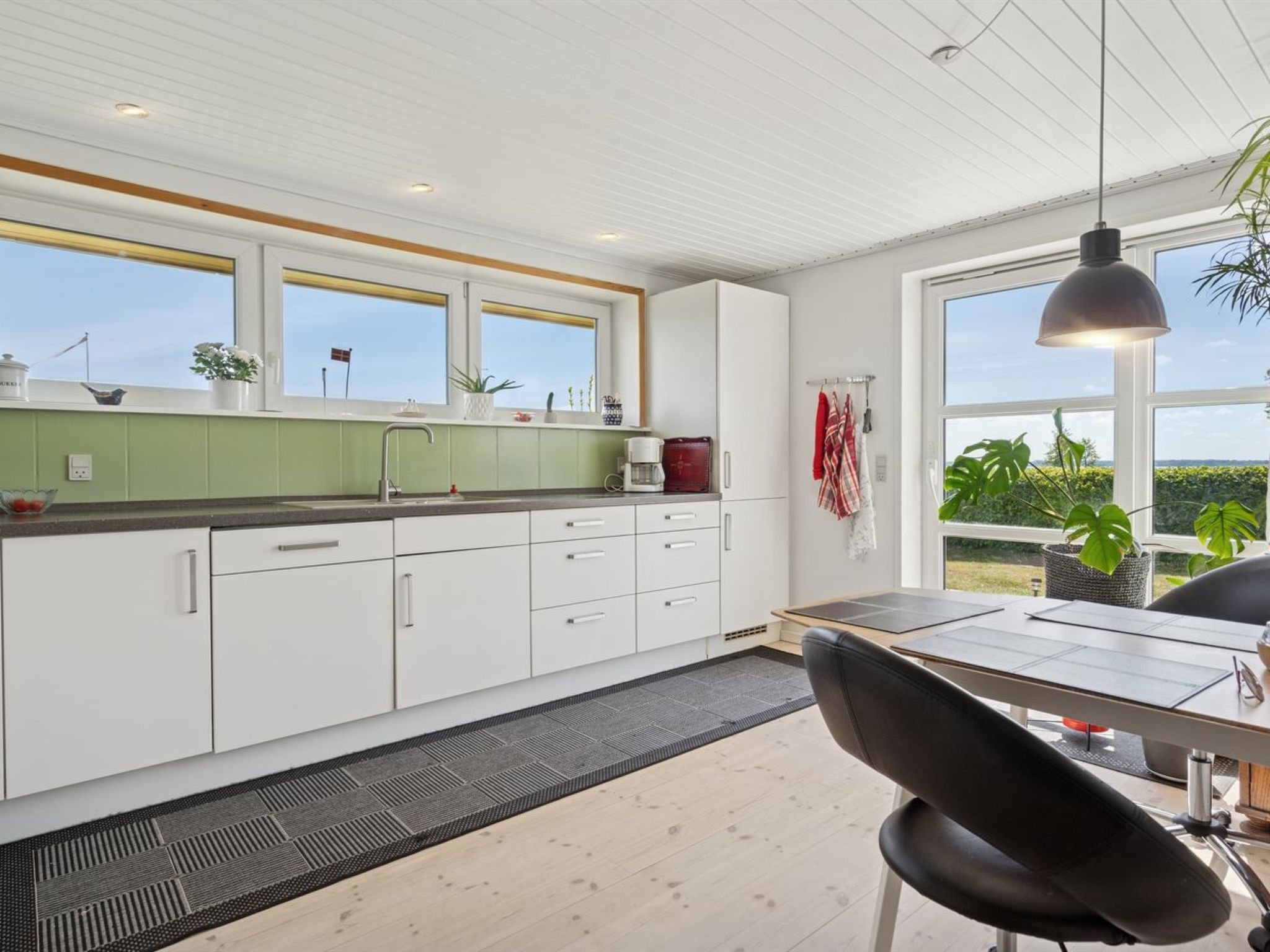 "Erin" - 200m from the sea - Drinnen
