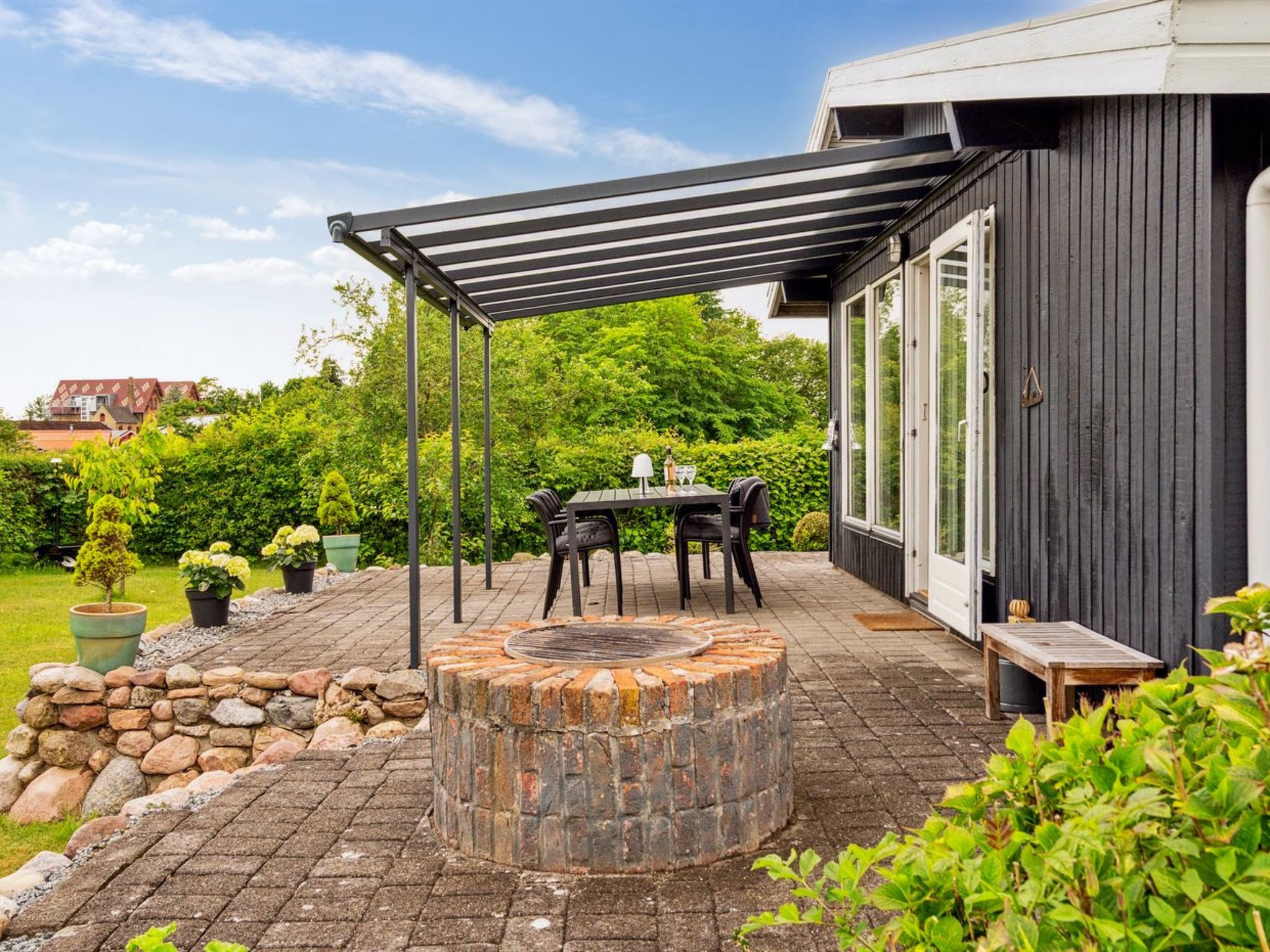 "Eweline" - 400m from the sea - Buiten