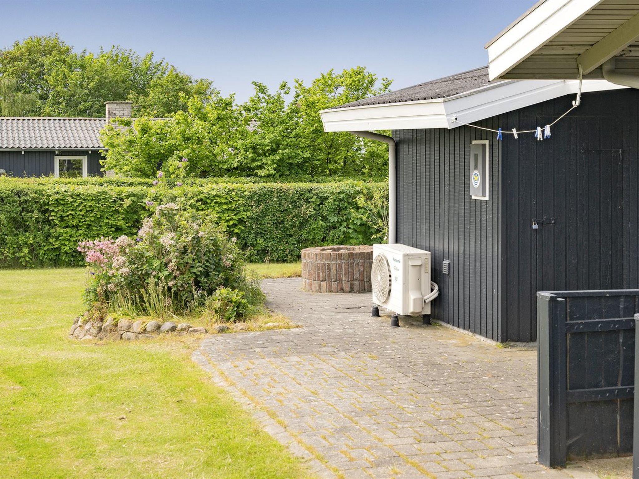 "Eweline" - 400m from the sea