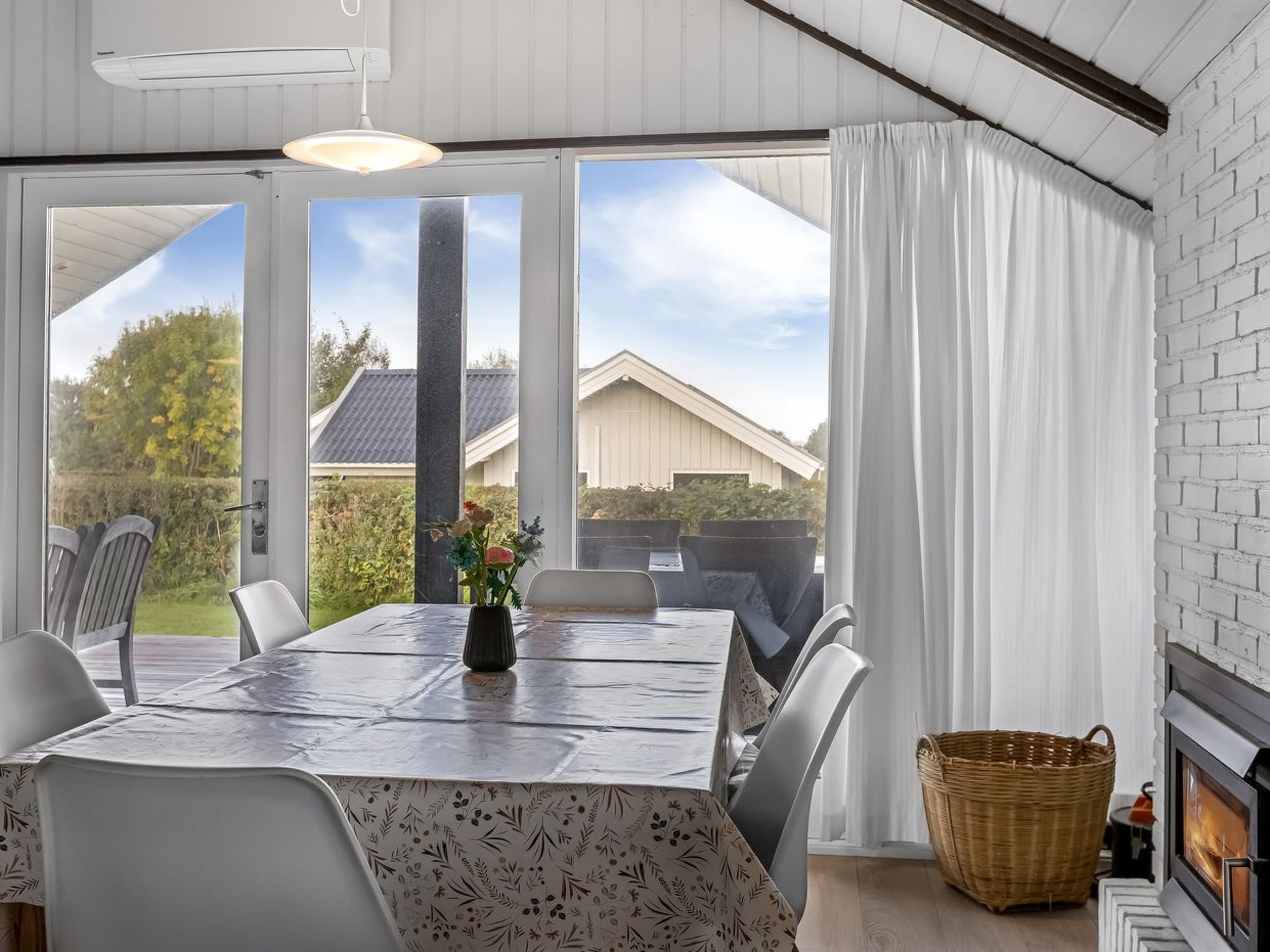 "Filipa" - 200m from the sea-Inside