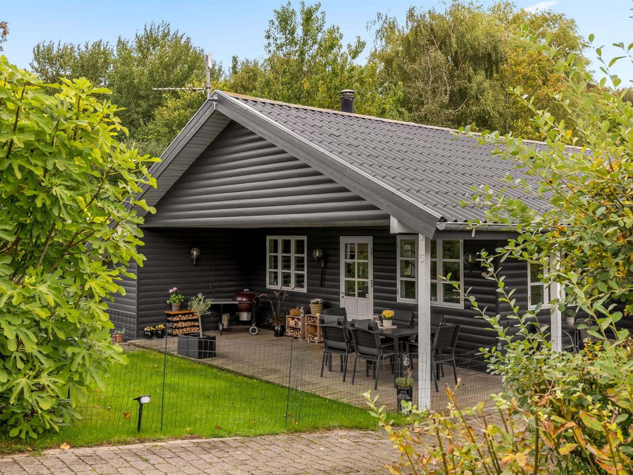 "Bennek" - 500m from the sea