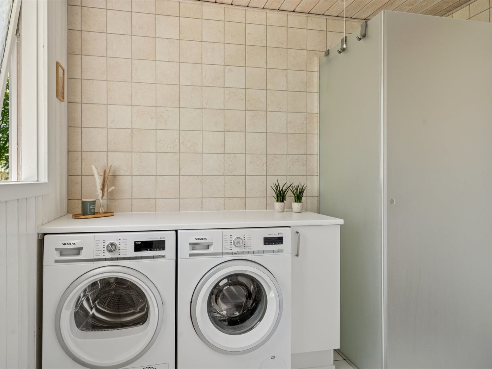 "Conradine" - 600m from the sea - Binnen