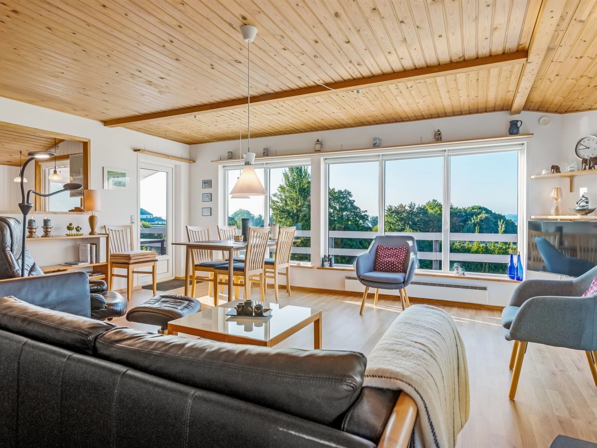 "Senni" - 800m from the sea - Binnen