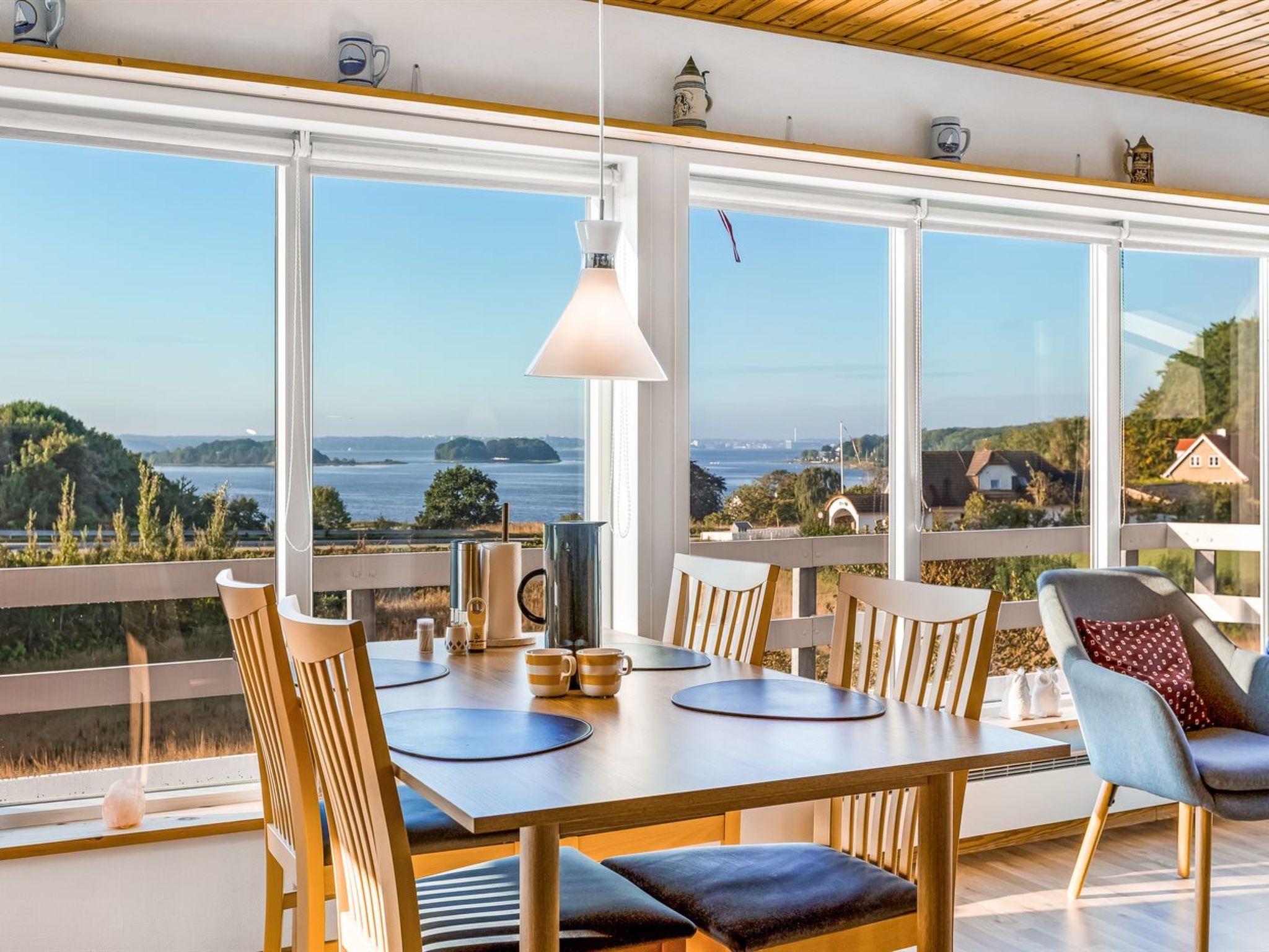 "Senni" - 800m from the sea - Binnen
