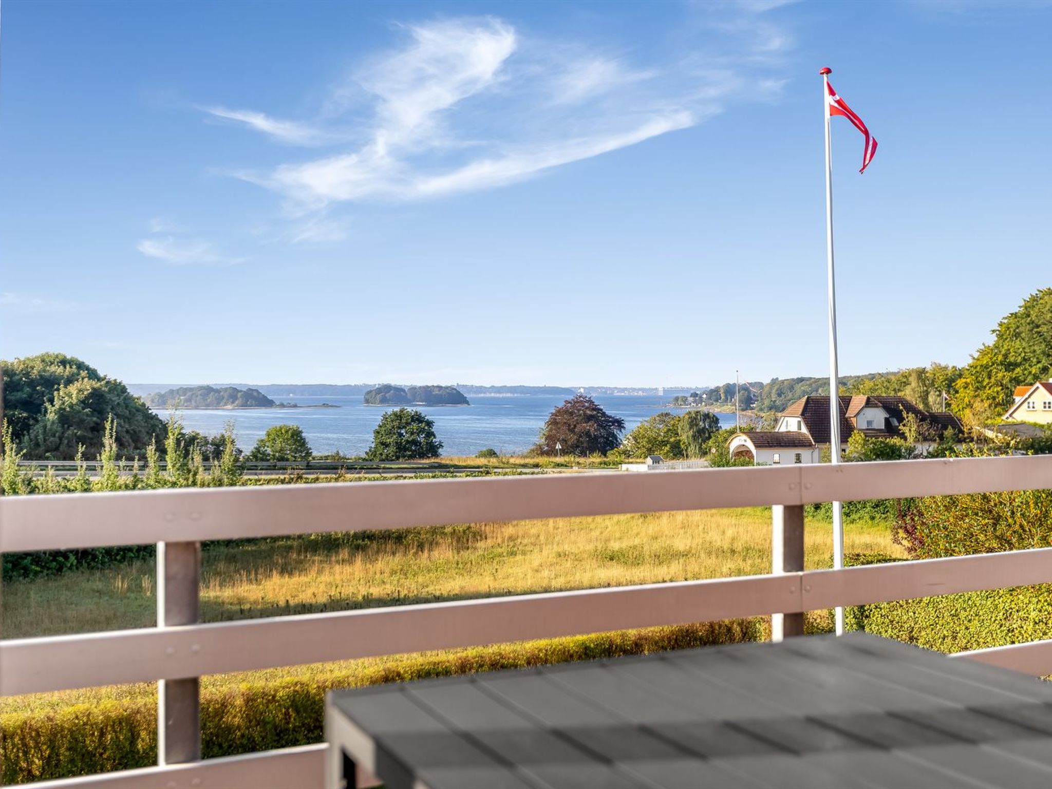 "Senni" - 800m from the sea - Buiten