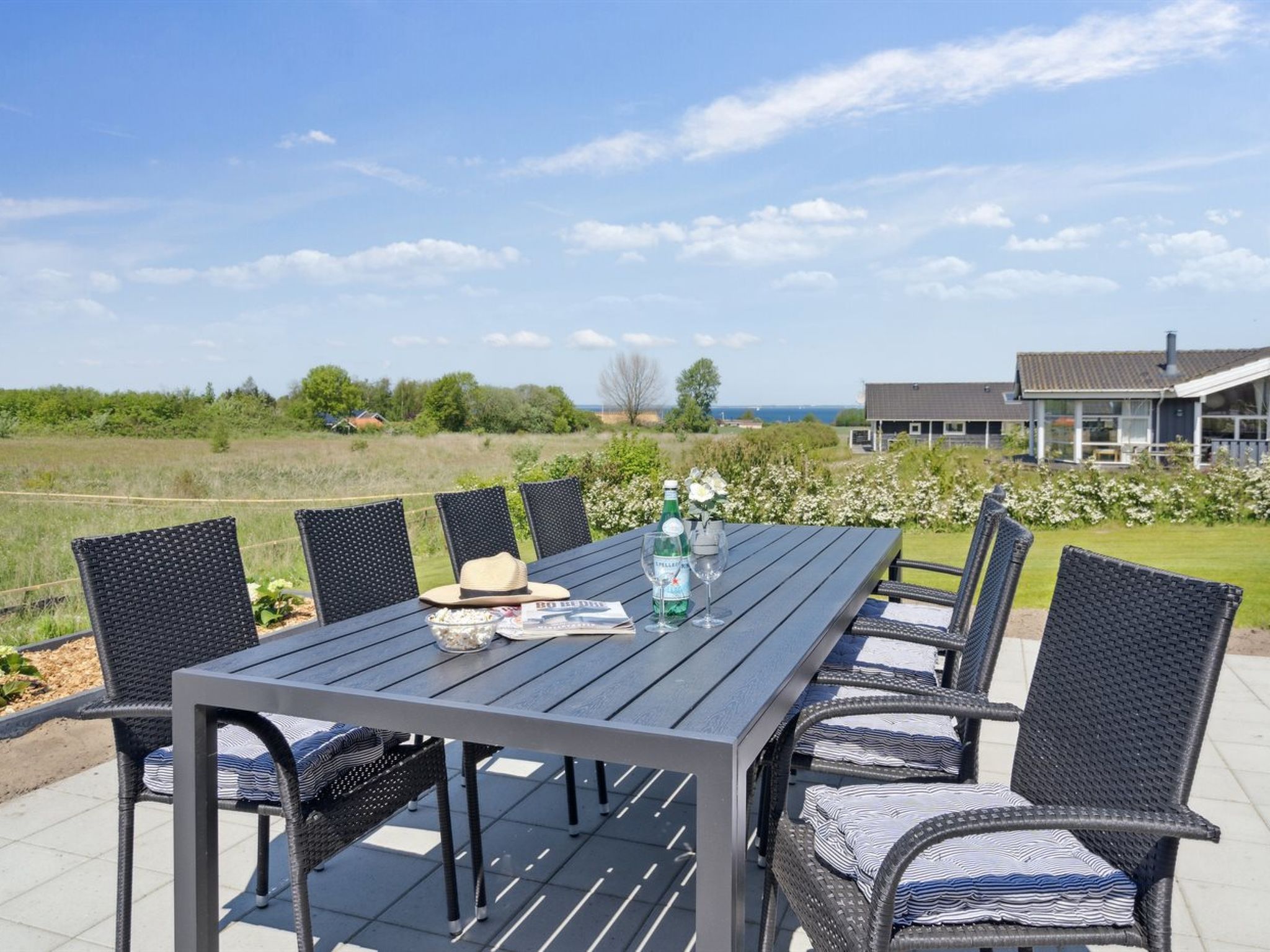 "Ika" - 450m from the sea - Buiten