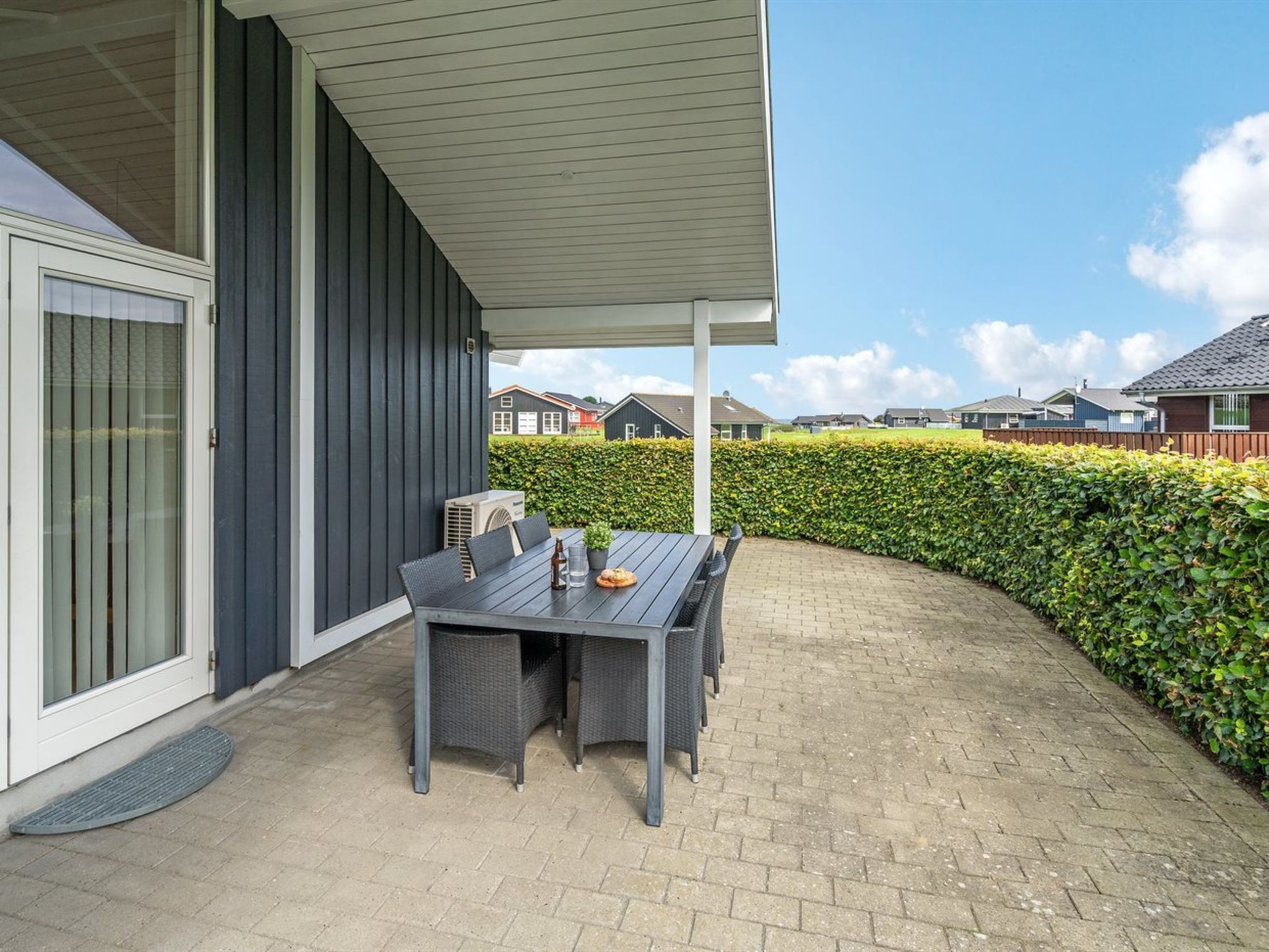 "Deline" - 250m from the sea - Buiten