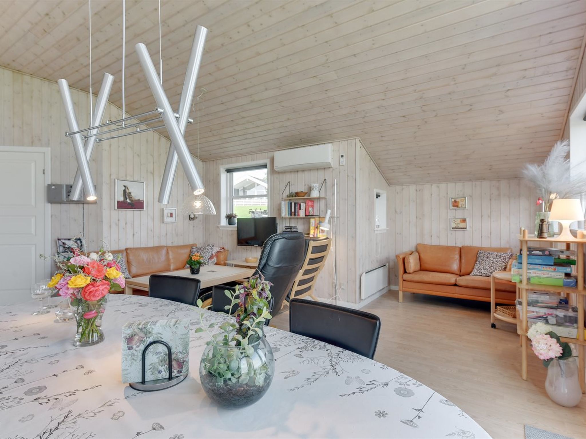 "Naia" - 200m from the sea-Binnen