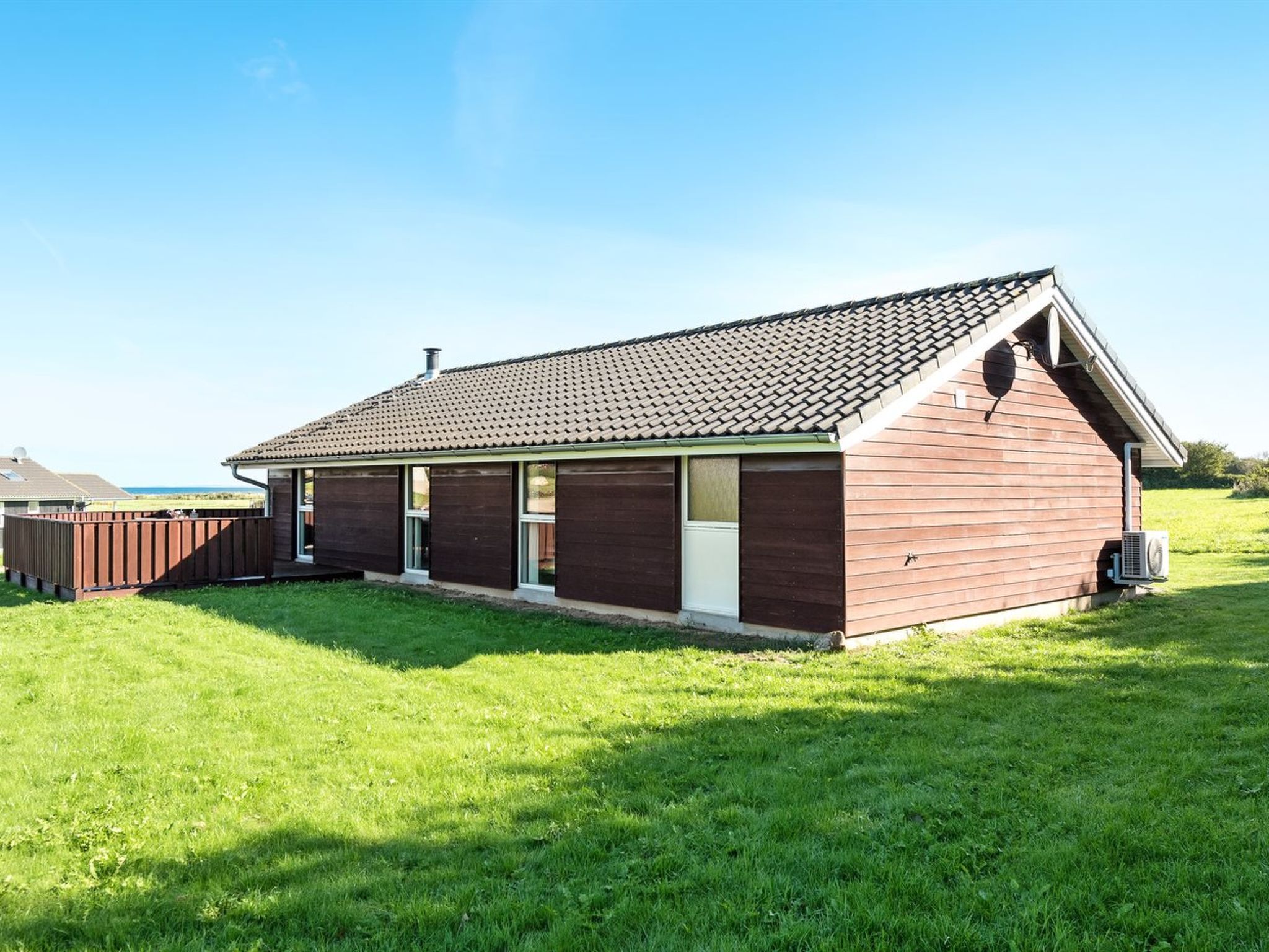 "Alexis" - 250m from the sea - Buiten