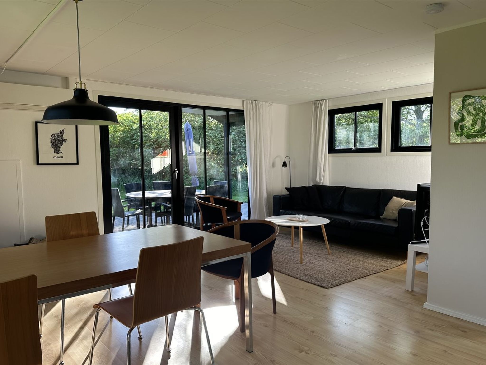 "Ady" - 150m from the sea - Binnen