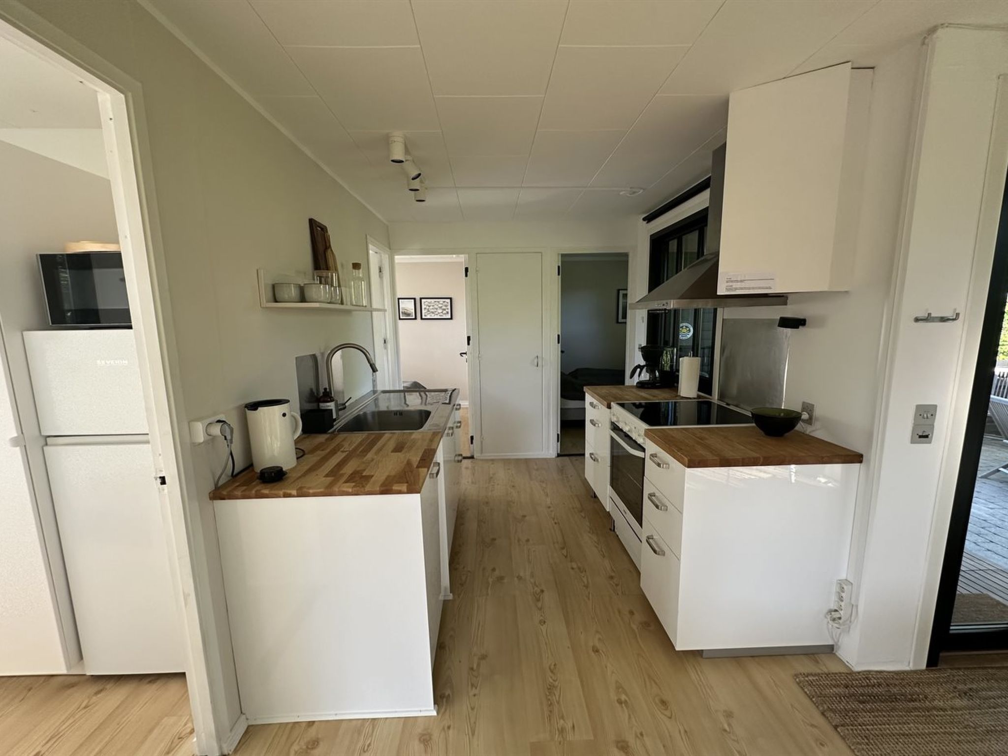 "Ady" - 150m from the sea - Binnen