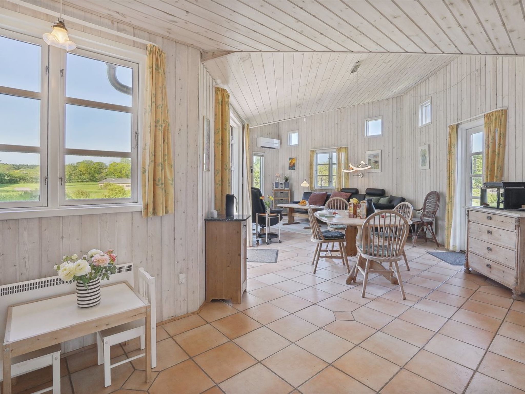 "Alma" - 400m from the sea - Drinnen