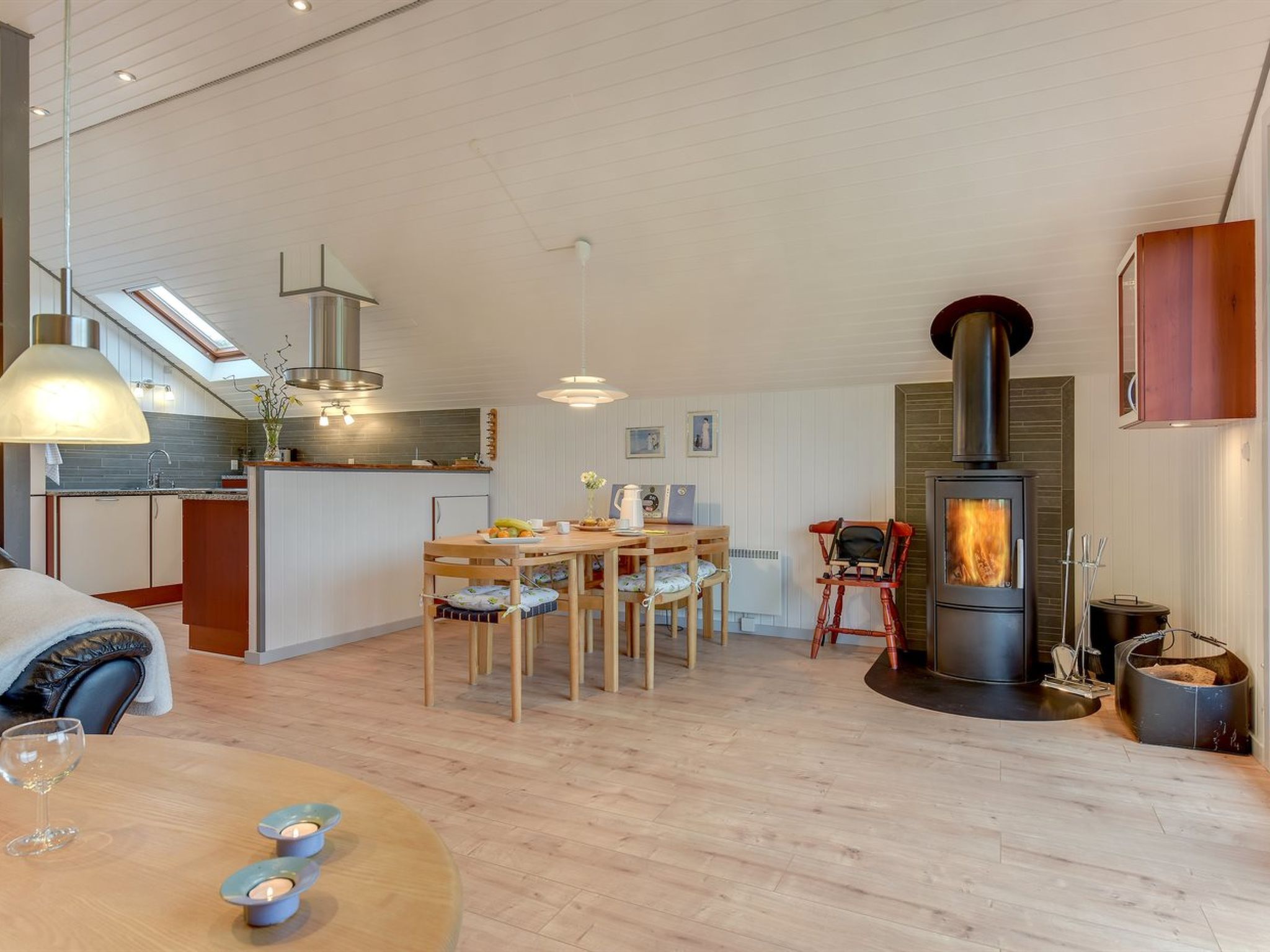 "Tican" - 400m from the sea - Binnen