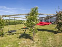 Vrijstaande woning aan zee met sauna en grote tuin in Sydals - thumbnail 2