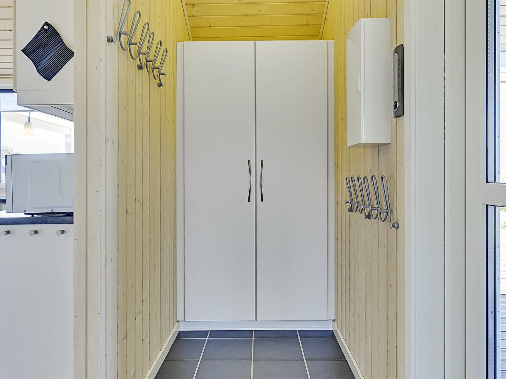 "Kierstine" - 100m from the sea - Binnen