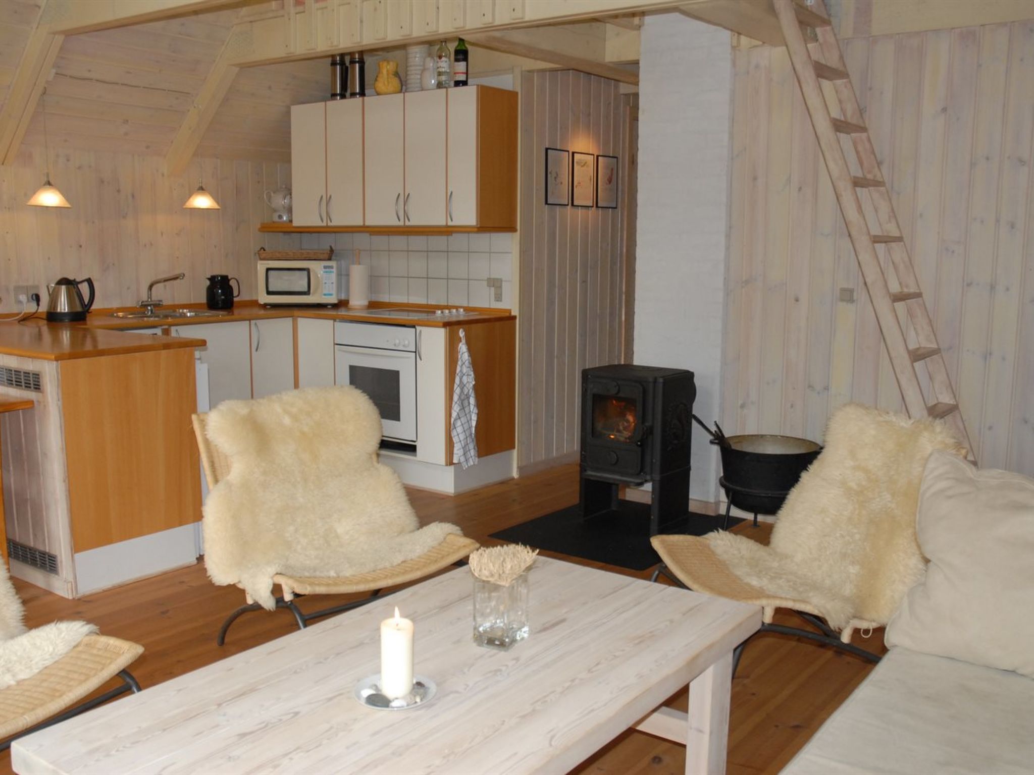 "Kalv" - 75m from the sea — Living Room (5 of 25)