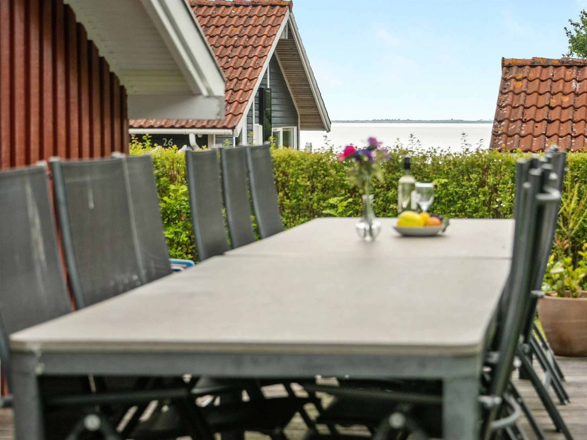 "Annica" - 150m from the sea - Buiten